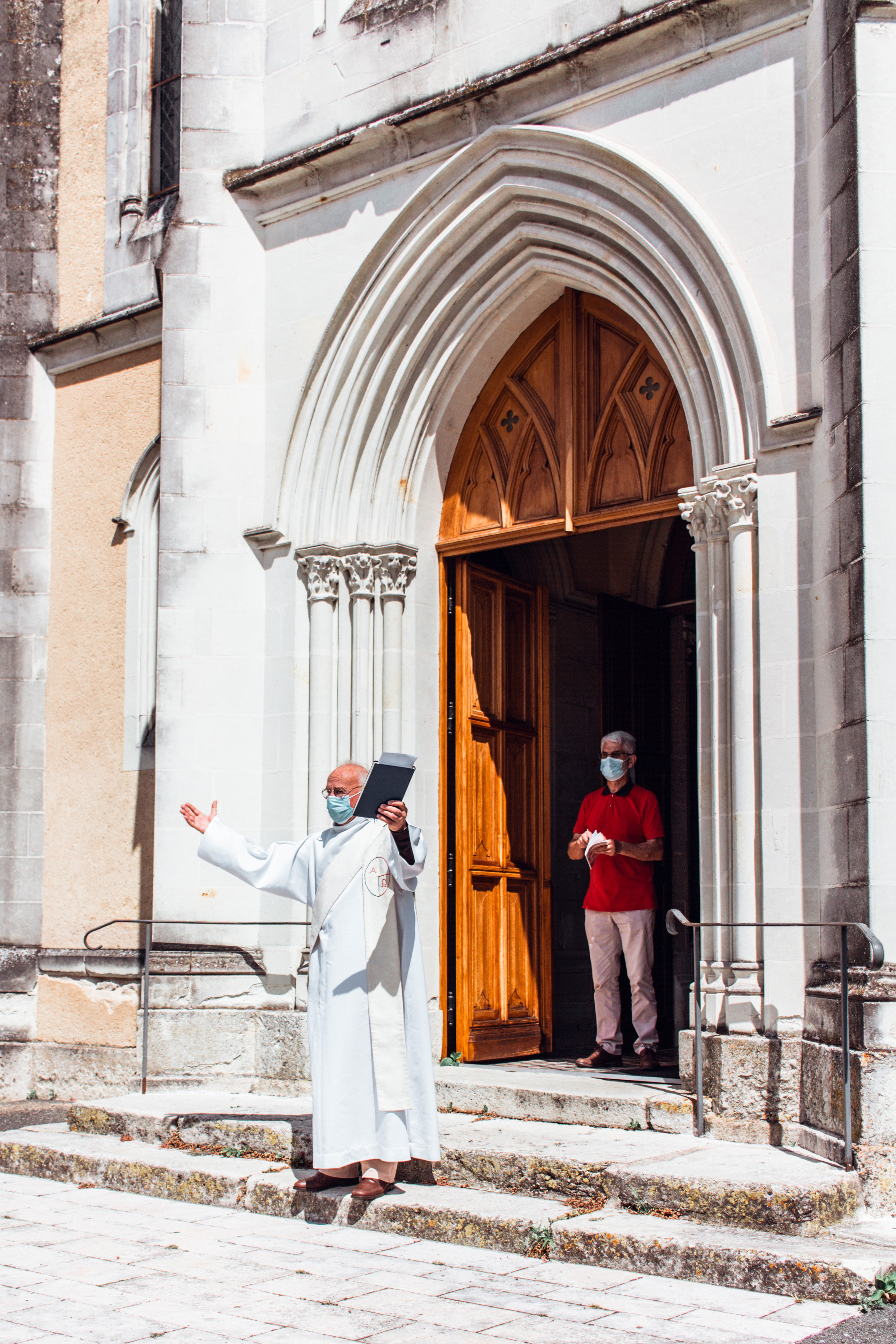 Baptême de Leia. Photographe professionnelle à Poitiers, Tours et Châtellerault | Studio photo entre Poitiers et Tours – portraits, familles, entreprises, ma