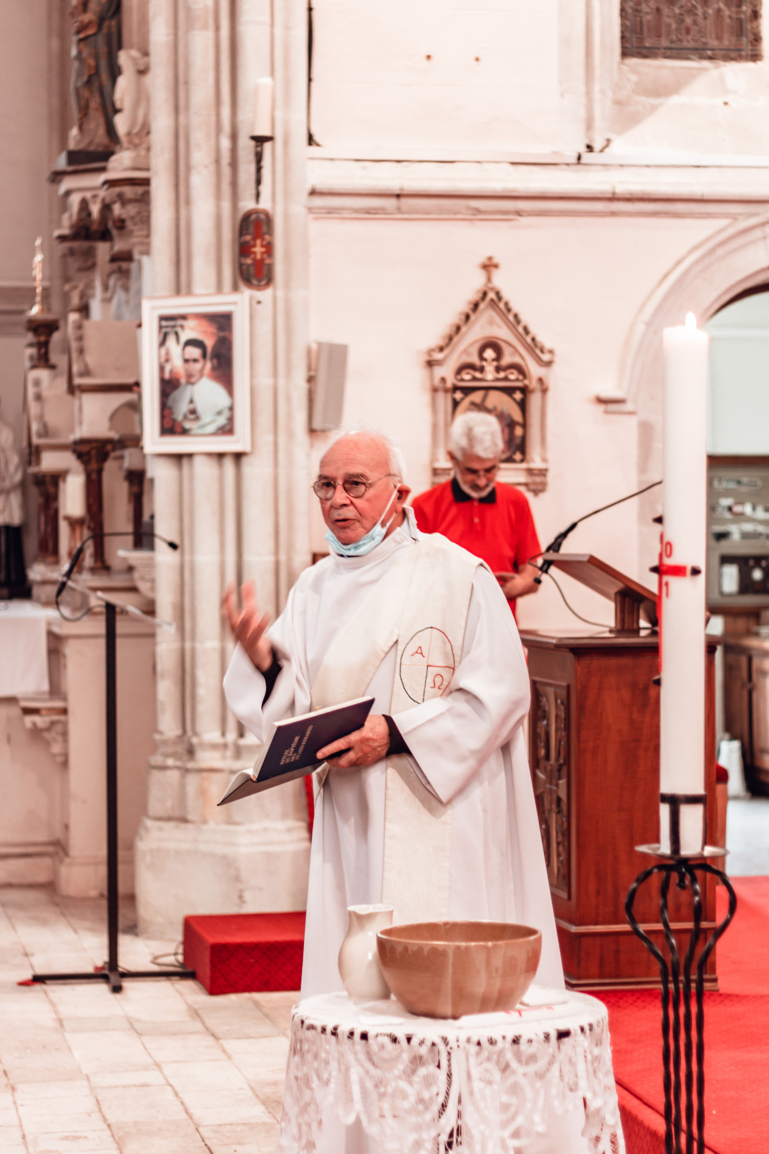 Baptême de Leia. Photographe professionnelle à Poitiers, Tours et Châtellerault | Studio photo entre Poitiers et Tours – portraits, familles, entreprises, ma
