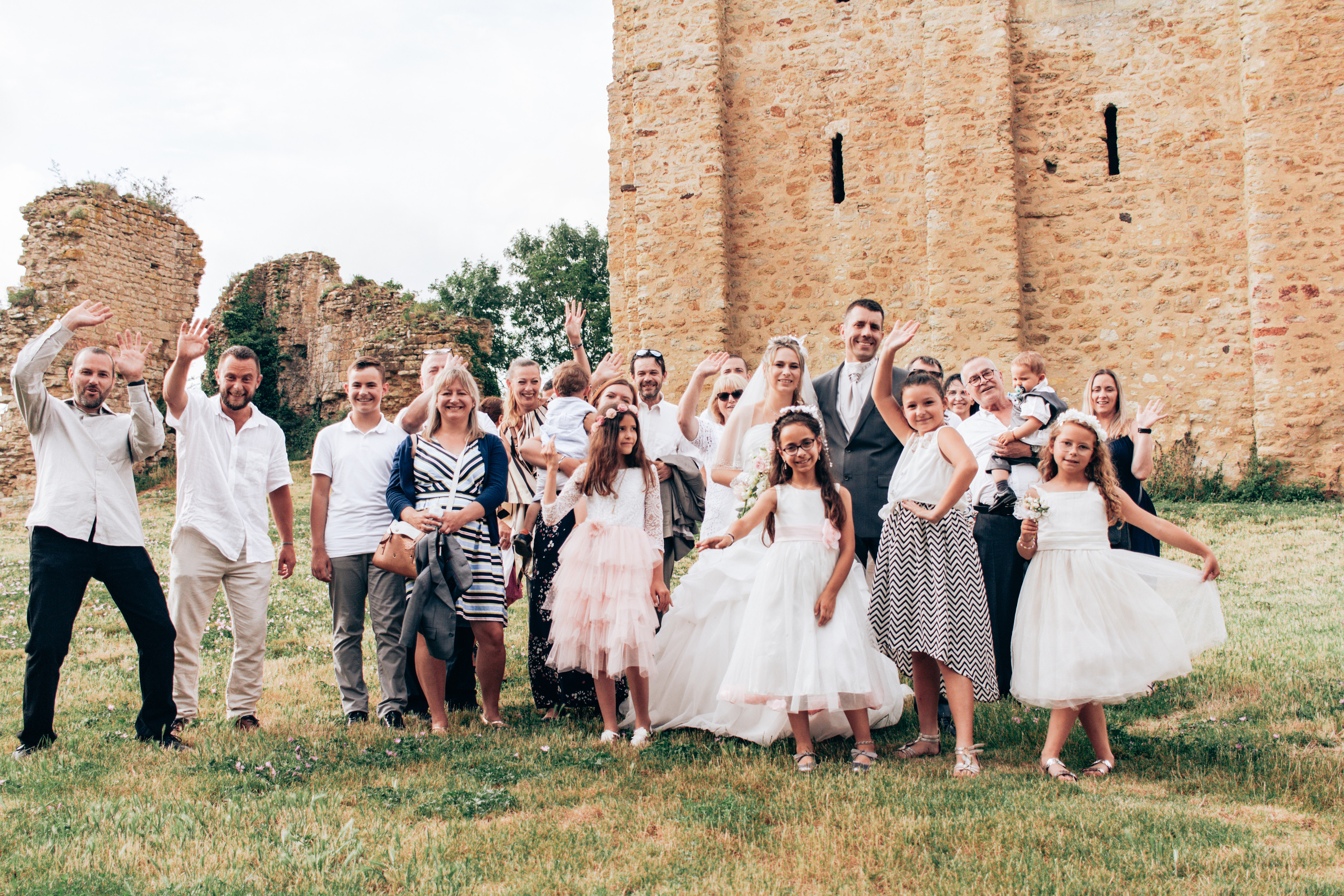 Mallaurie et Nicolas jour de mariage. Photographe professionnelle à Poitiers, Tours et Châtellerault | Studio photo entre Poitiers et Tours – portraits, familles, entreprises, ma