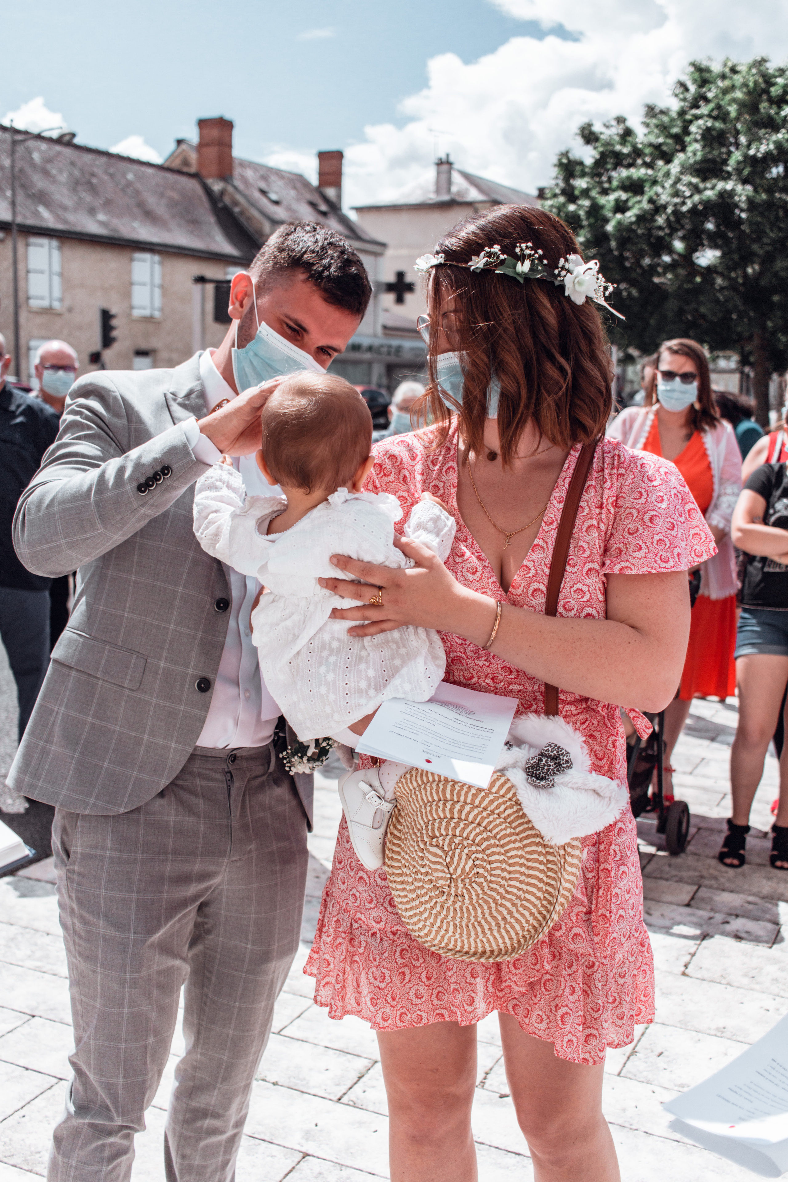 Baptême de Leia. Photographe professionnelle à Poitiers, Tours et Châtellerault | Studio photo entre Poitiers et Tours – portraits, familles, entreprises, ma