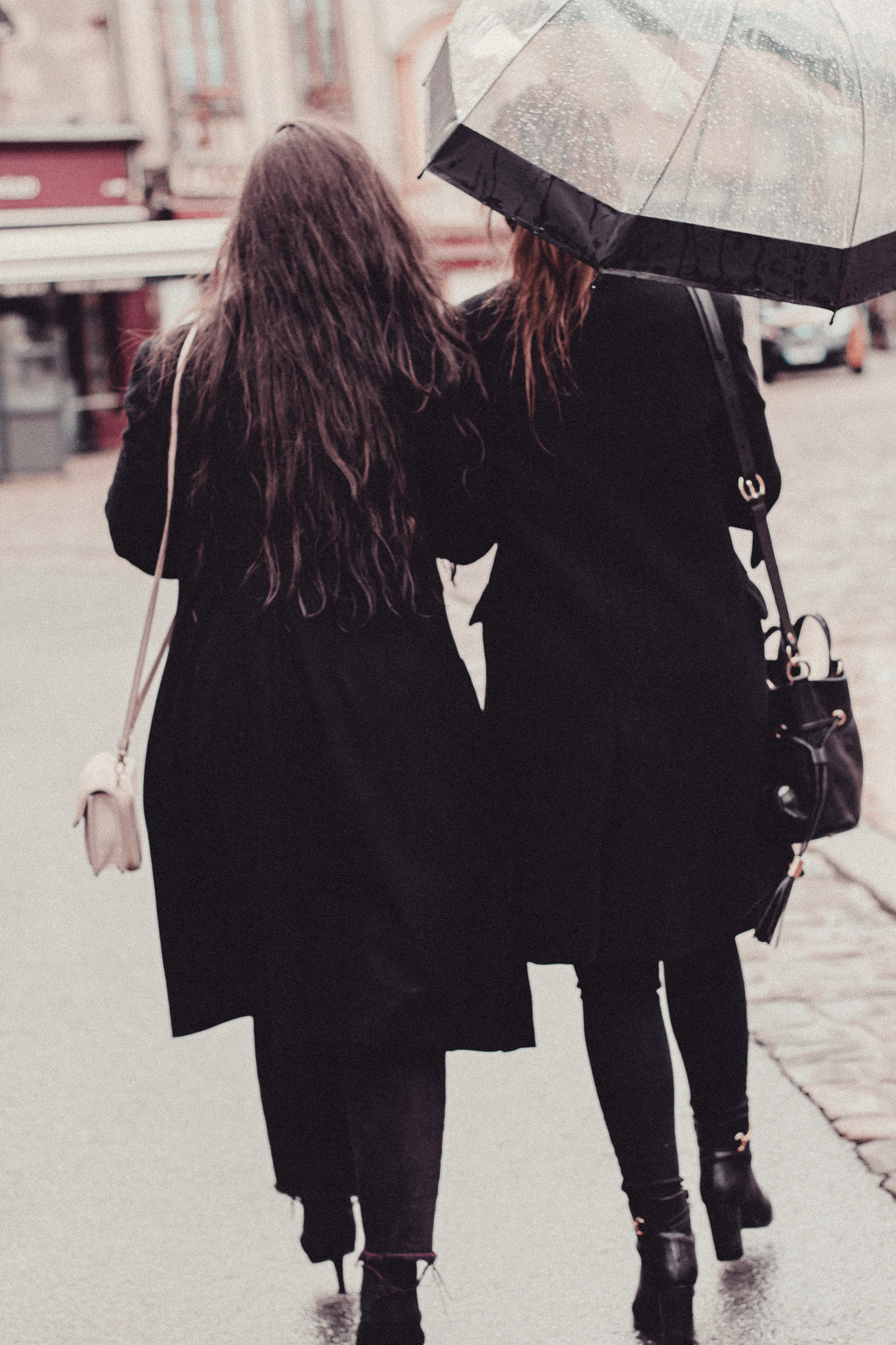 Photographe. Photographe professionnelle à Poitiers, Tours et Châtellerault | Studio photo entre Poitiers et Tours – portraits, familles, entreprises, ma