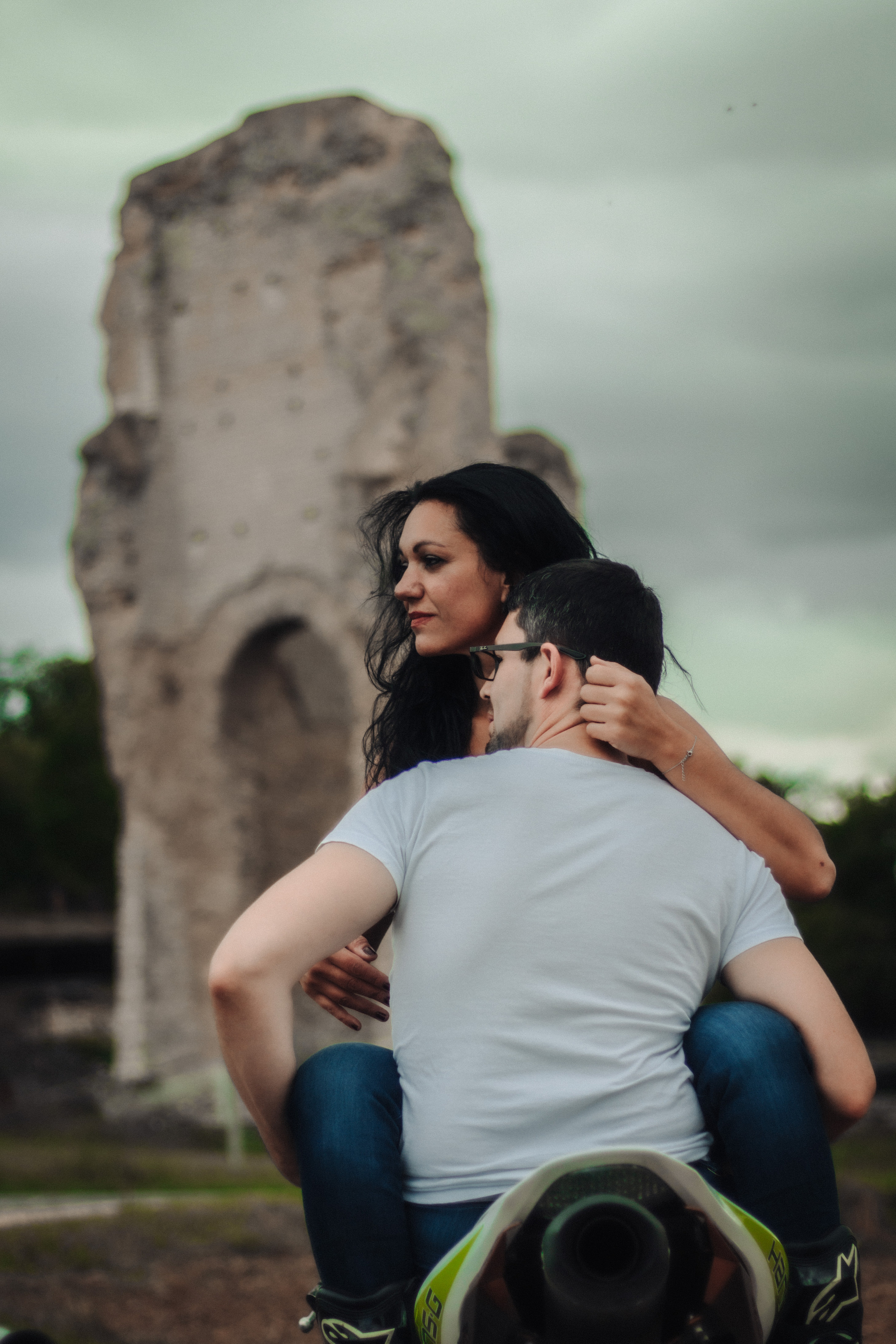Bike Couple. Photographe professionnelle à Poitiers, Tours et Châtellerault | Studio photo entre Poitiers et Tours – portraits, familles, entreprises, ma