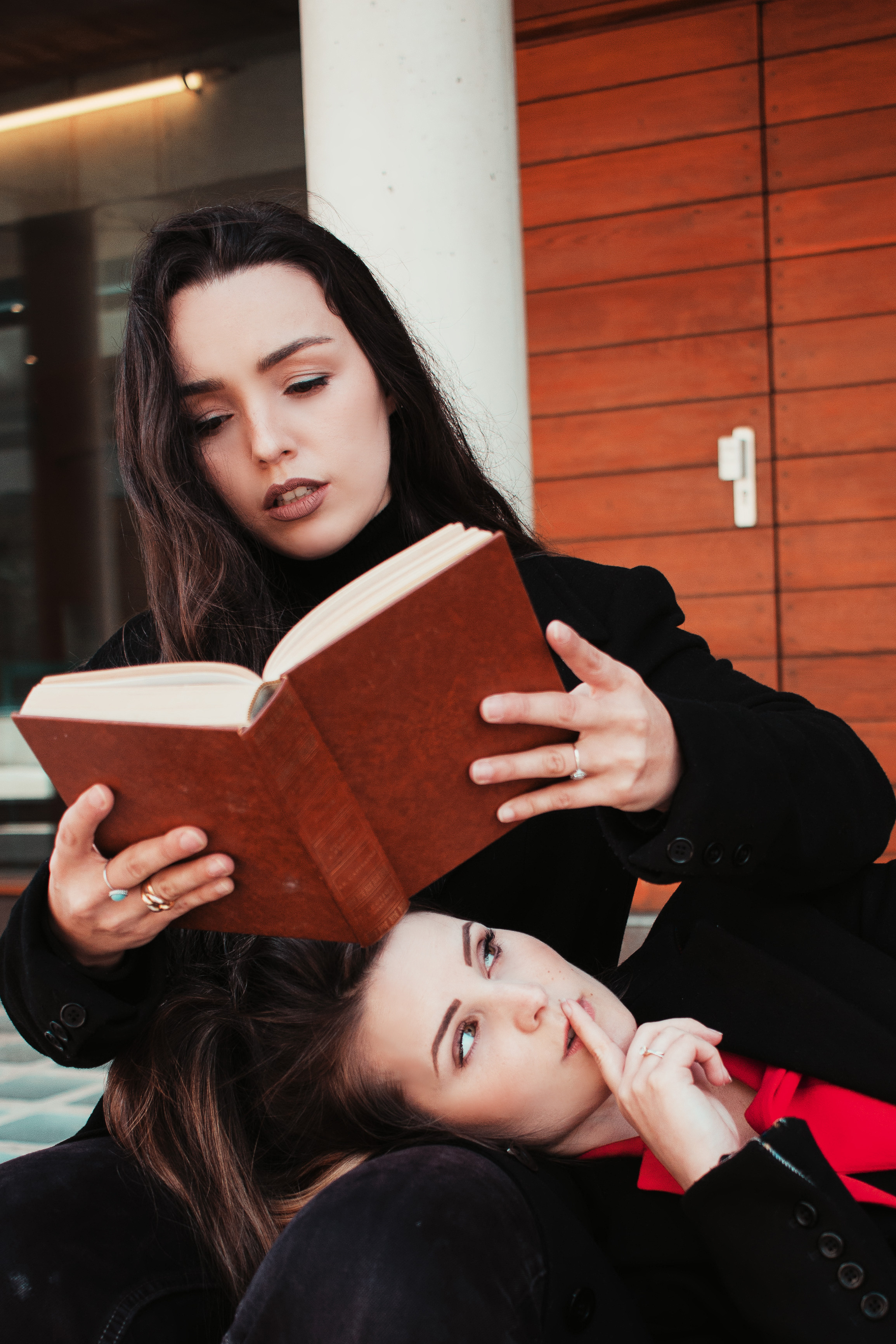 Photographe. Photographe professionnelle à Poitiers, Tours et Châtellerault | Studio photo entre Poitiers et Tours – portraits, familles, entreprises, ma