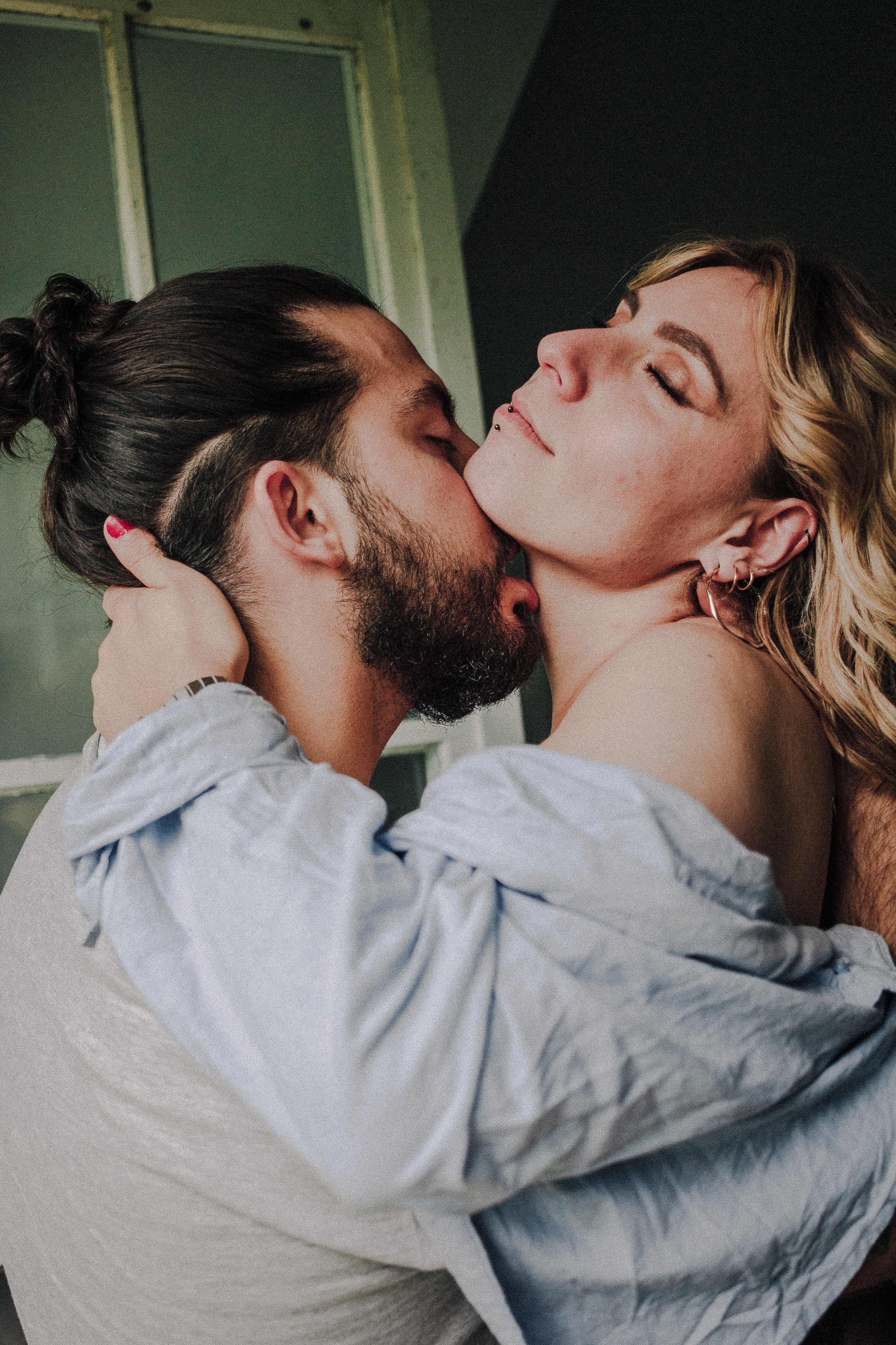 Andre et Maarine. Photographe professionnelle à Poitiers, Tours et Châtellerault | Studio photo entre Poitiers et Tours – portraits, familles, entreprises, ma