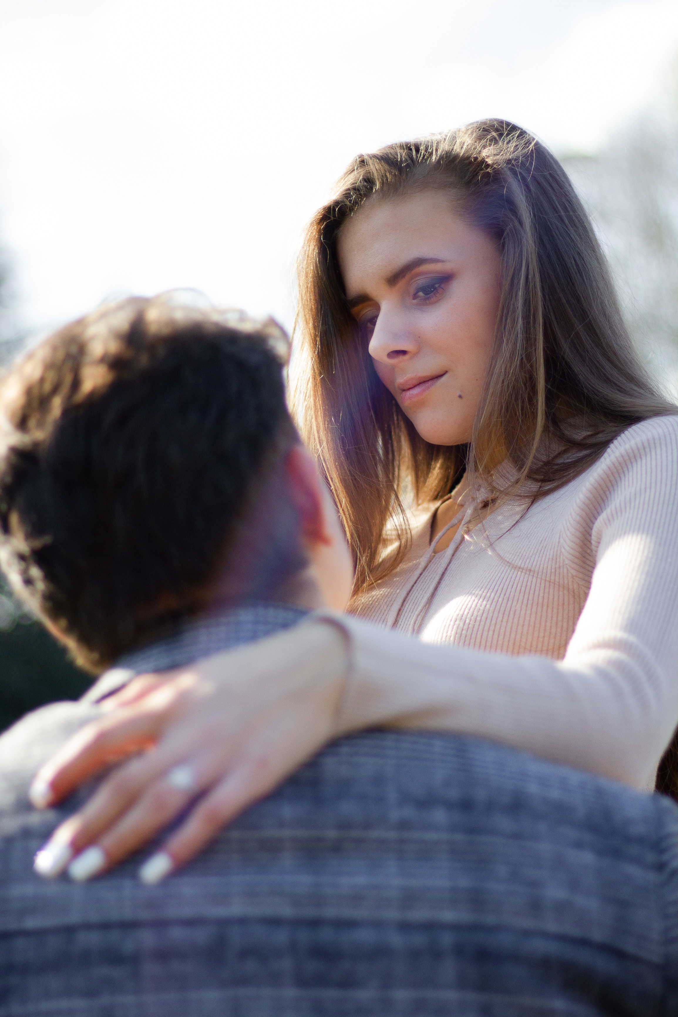 Jeunes Amoureux. Photographe professionnelle à Poitiers, Tours et Châtellerault | Studio photo entre Poitiers et Tours – portraits, familles, entreprises, ma