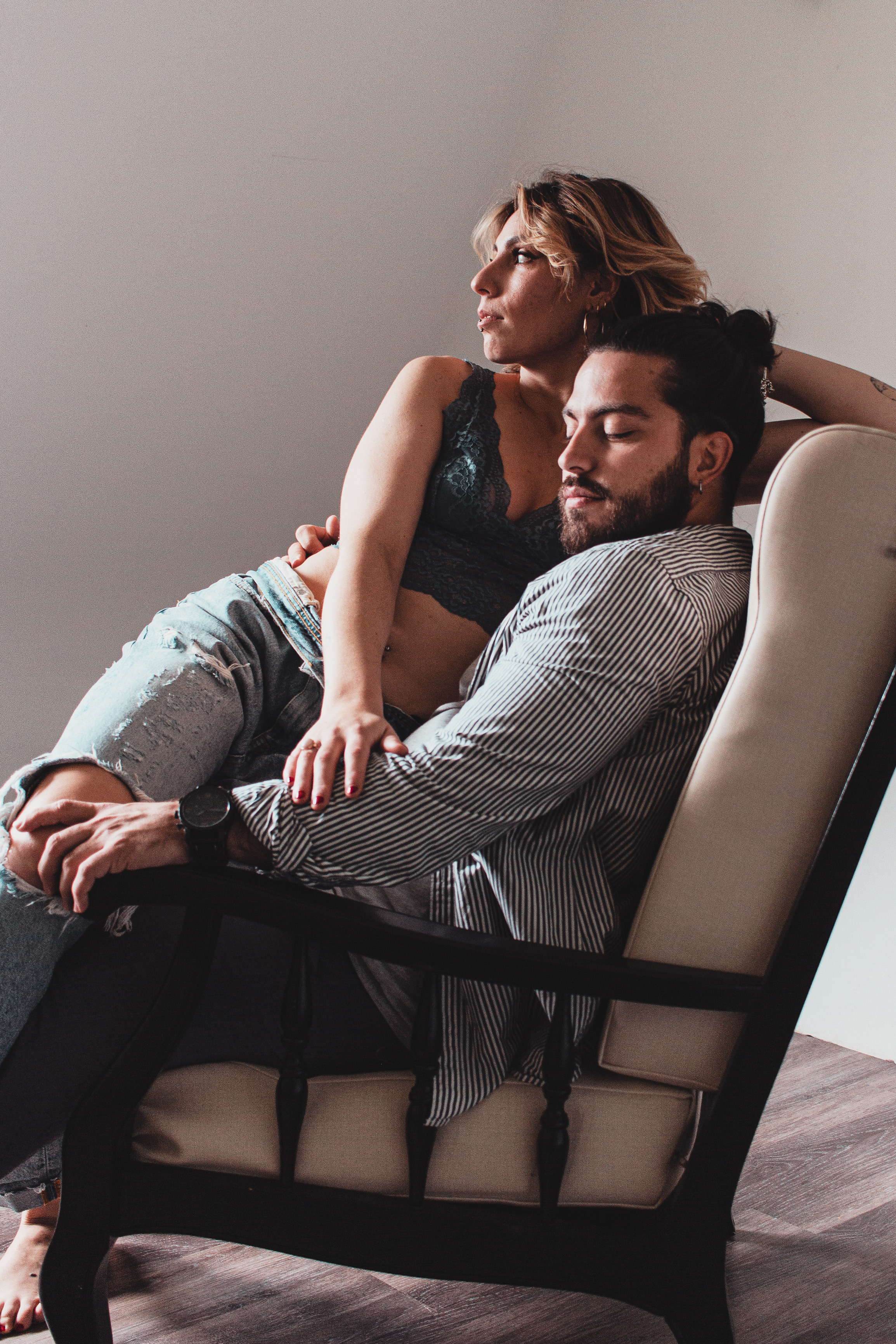 Andre et Maarine. Photographe professionnelle à Poitiers, Tours et Châtellerault | Studio photo entre Poitiers et Tours – portraits, familles, entreprises, ma