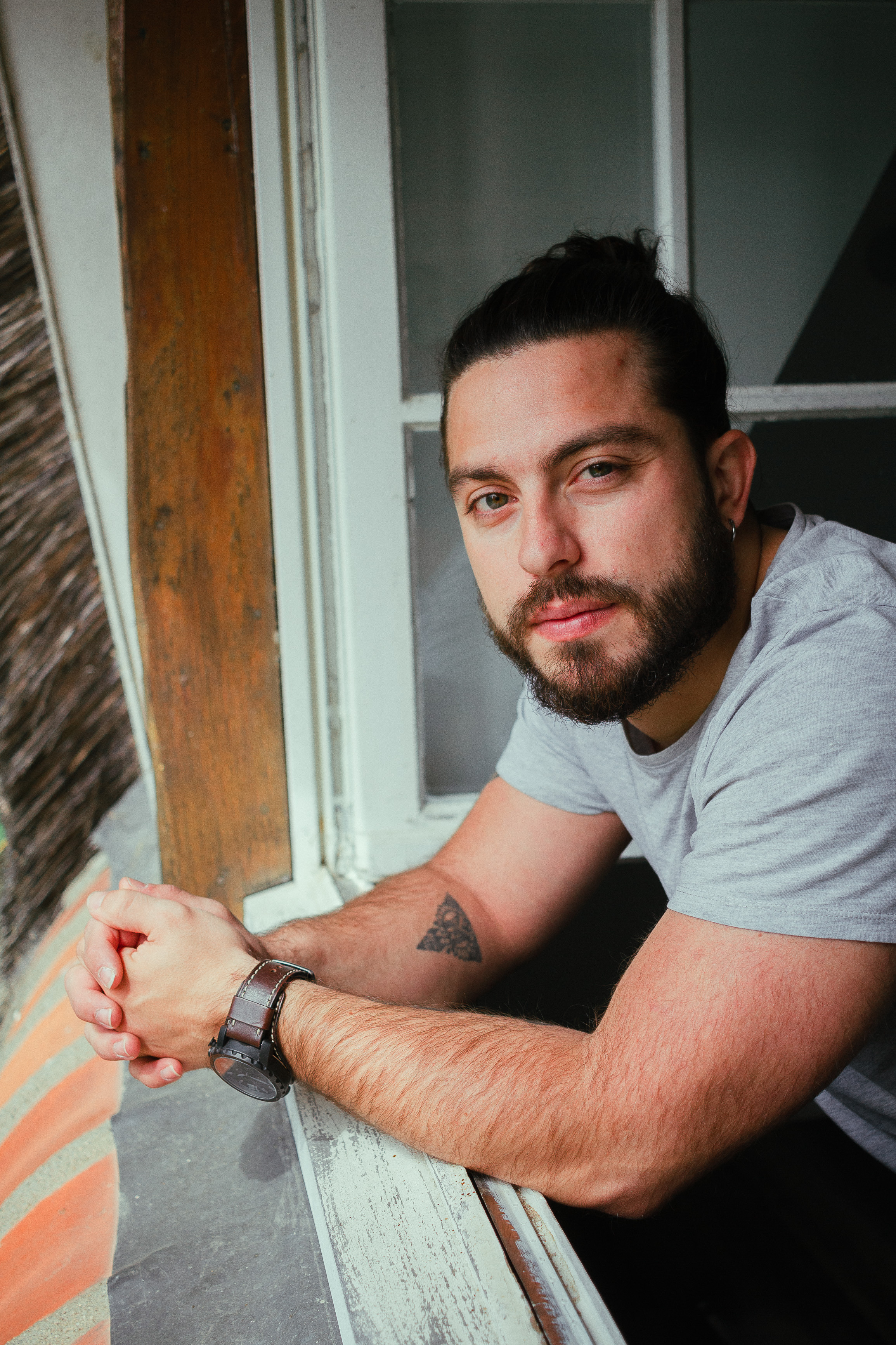 Andre et Maarine. Photographe professionnelle à Poitiers, Tours et Châtellerault | Studio photo entre Poitiers et Tours – portraits, familles, entreprises, ma