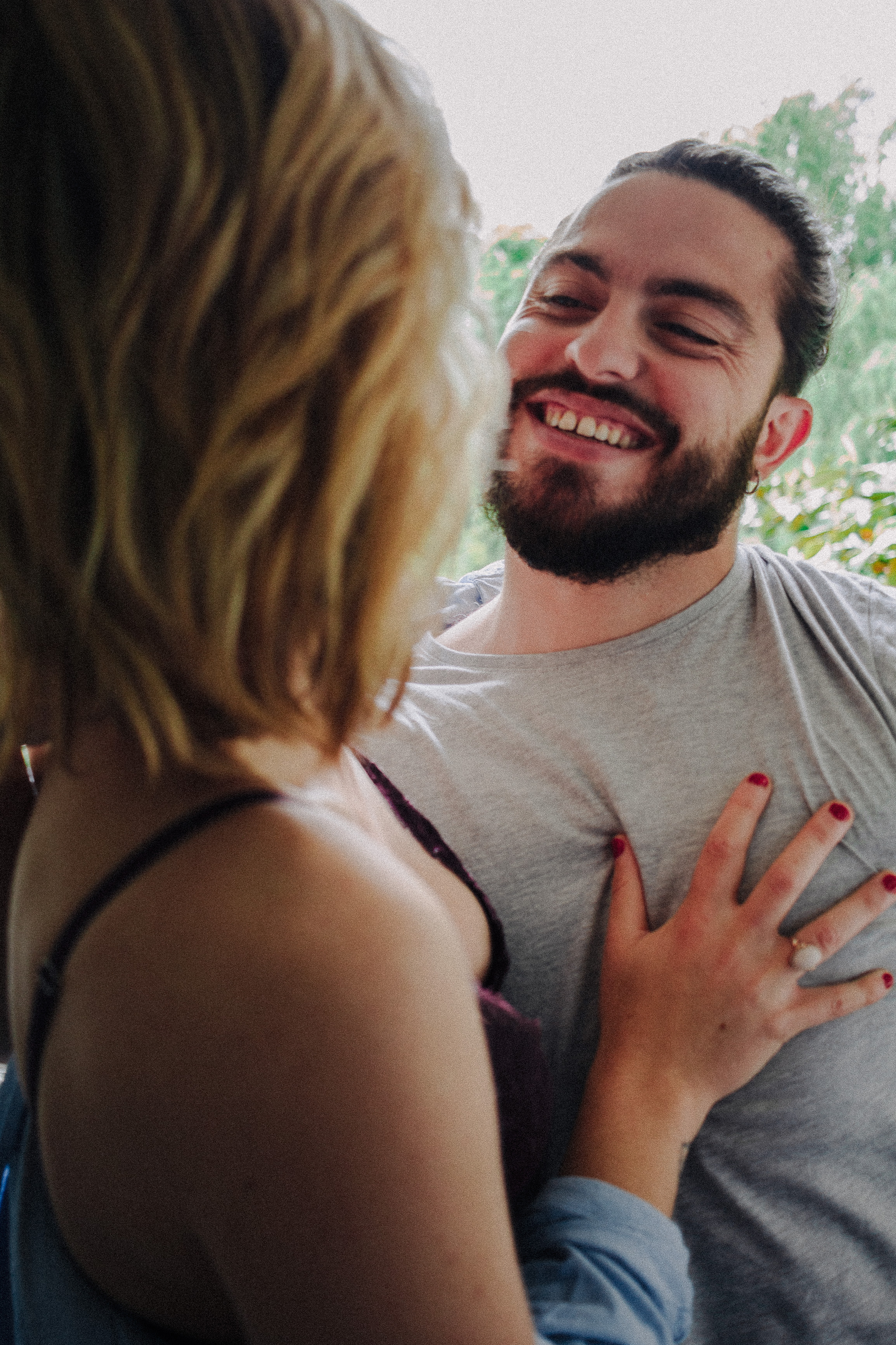 Andre et Maarine. Photographe professionnelle à Poitiers, Tours et Châtellerault | Studio photo entre Poitiers et Tours – portraits, familles, entreprises, ma