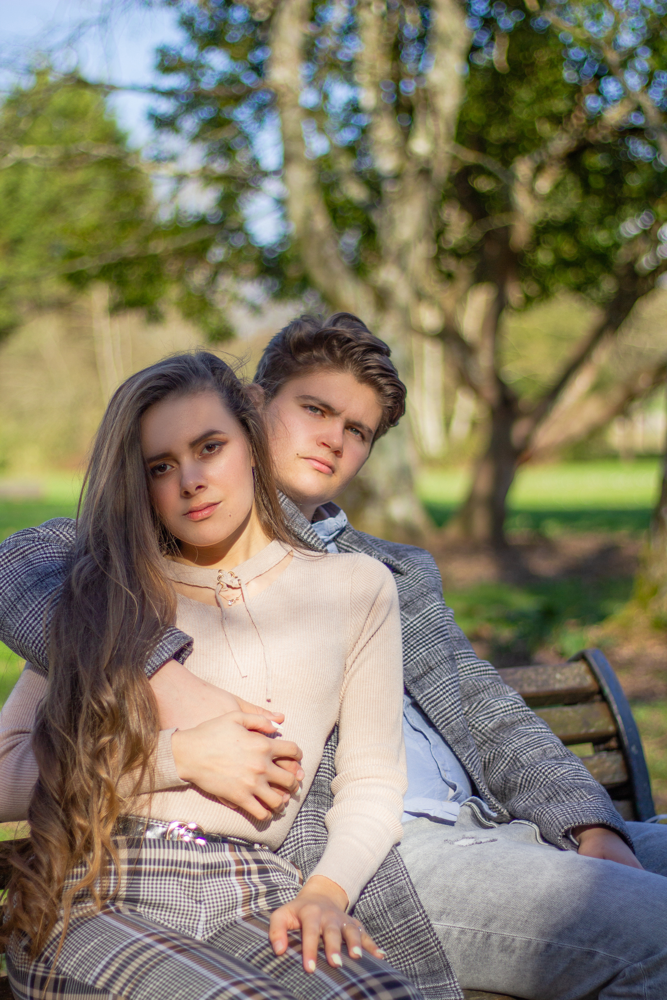 Jeunes Amoureux. Photographe professionnelle à Poitiers, Tours et Châtellerault | Studio photo entre Poitiers et Tours – portraits, familles, entreprises, ma