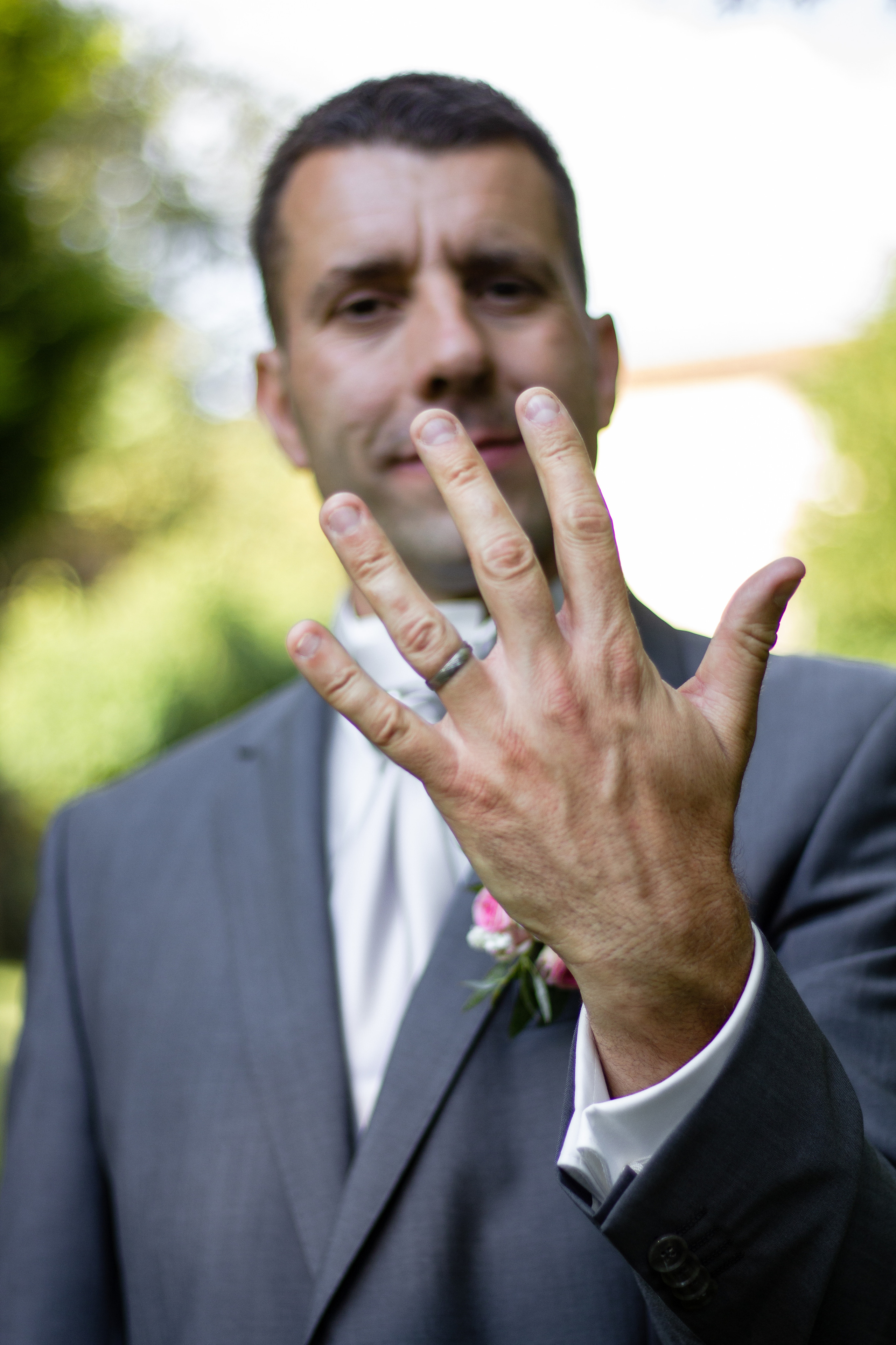 Mallaurie et Nicolas jour de mariage. Photographe professionnelle à Poitiers, Tours et Châtellerault | Studio photo entre Poitiers et Tours – portraits, familles, entreprises, ma