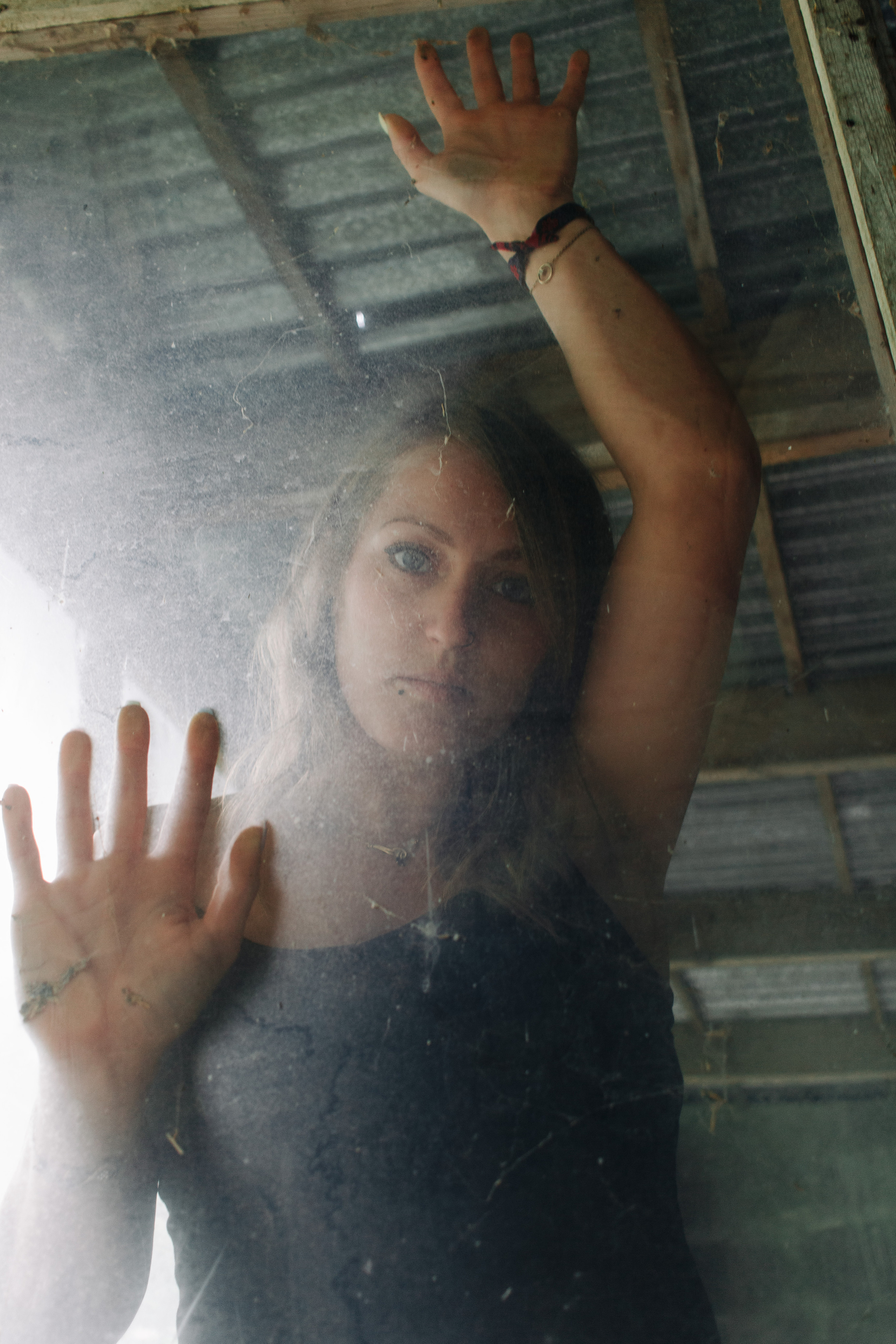 Charlotte. Professional Photographer in France | Poitiers, Tours & Châtellerault | Portrait, Family, Corporate & Wedding Photography