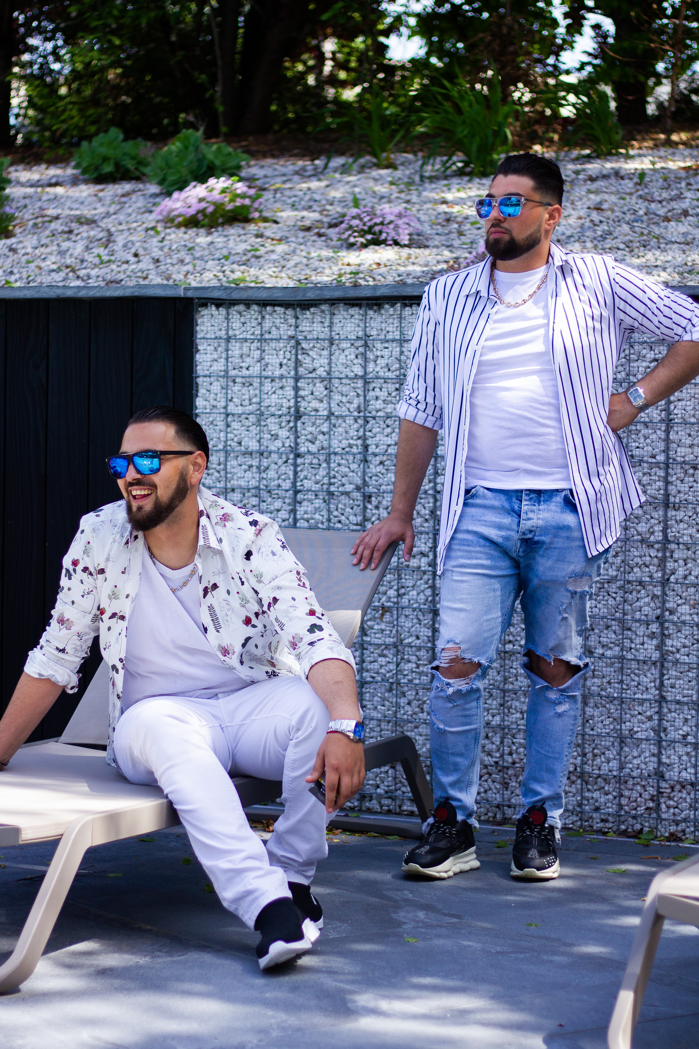 Backstage de tournage T&K. Photographe professionnelle à Poitiers, Tours et Châtellerault | Studio photo entre Poitiers et Tours – portraits, familles, entreprises, ma