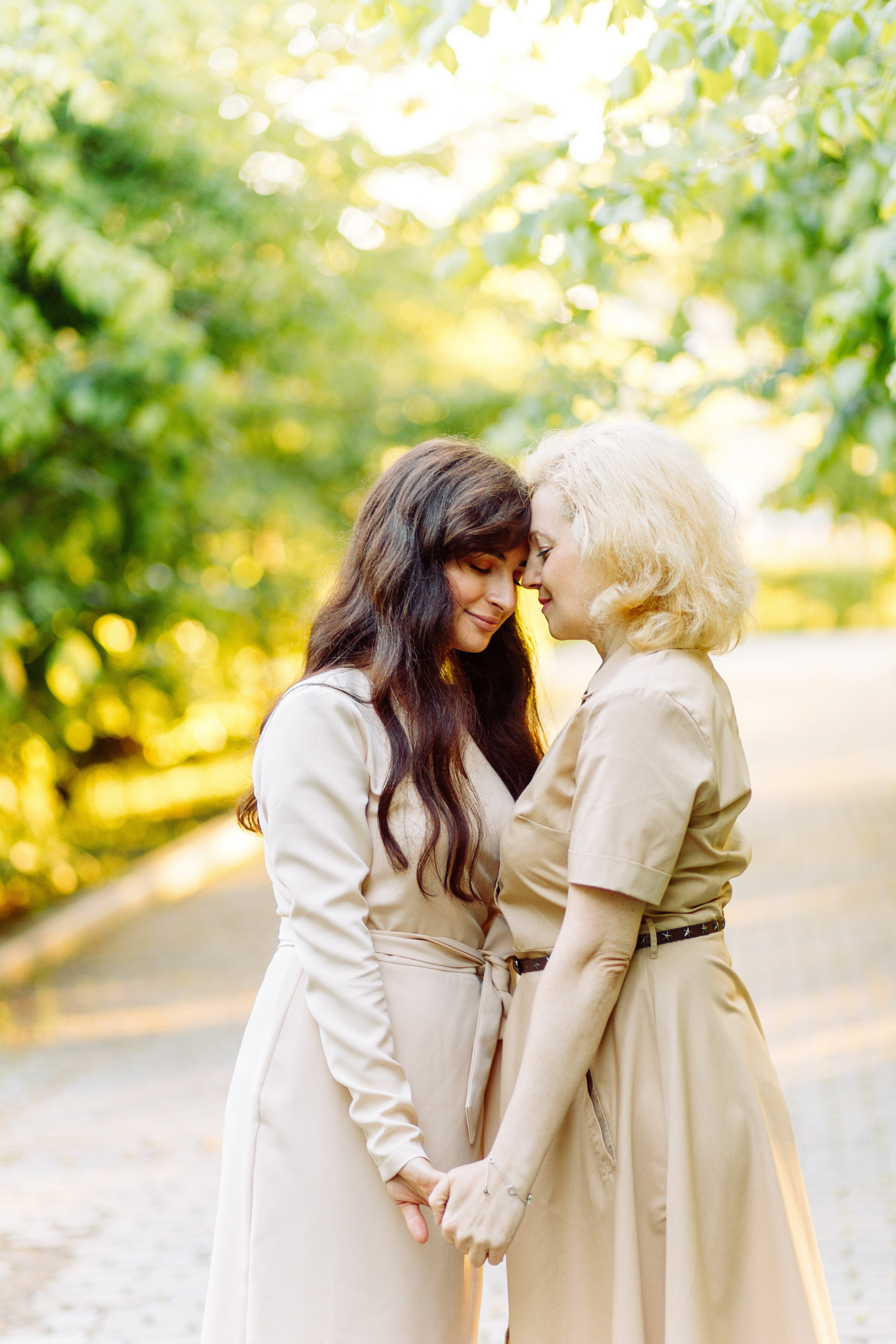 Natalia&Olesya. Professional photographer in Minnesota, Alina Volkova