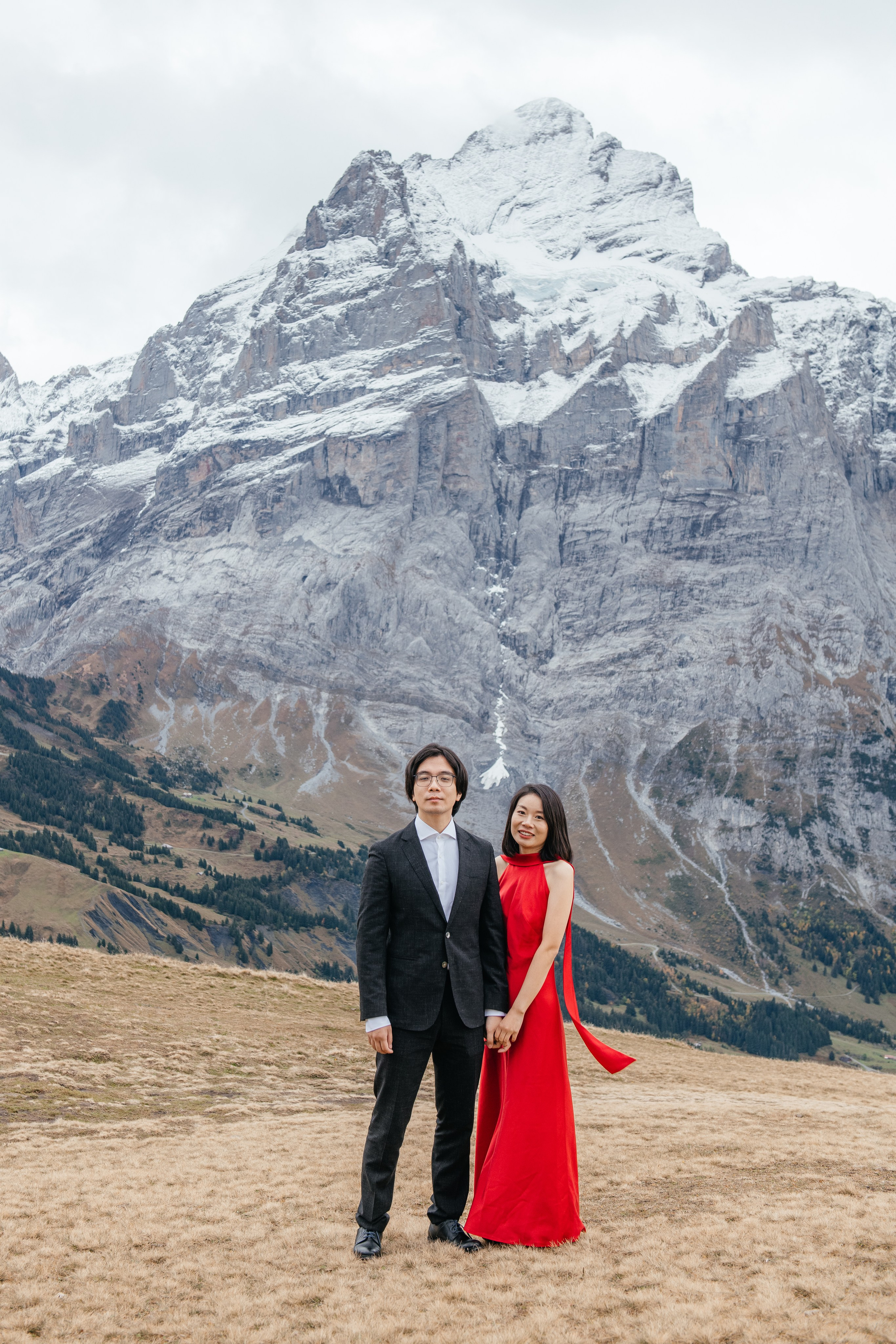 Kaiwen & Xiaoming Grindelwald, Switzerland. I am Elena Altendorfer. Wedding photographer in Zurich and Switzerland