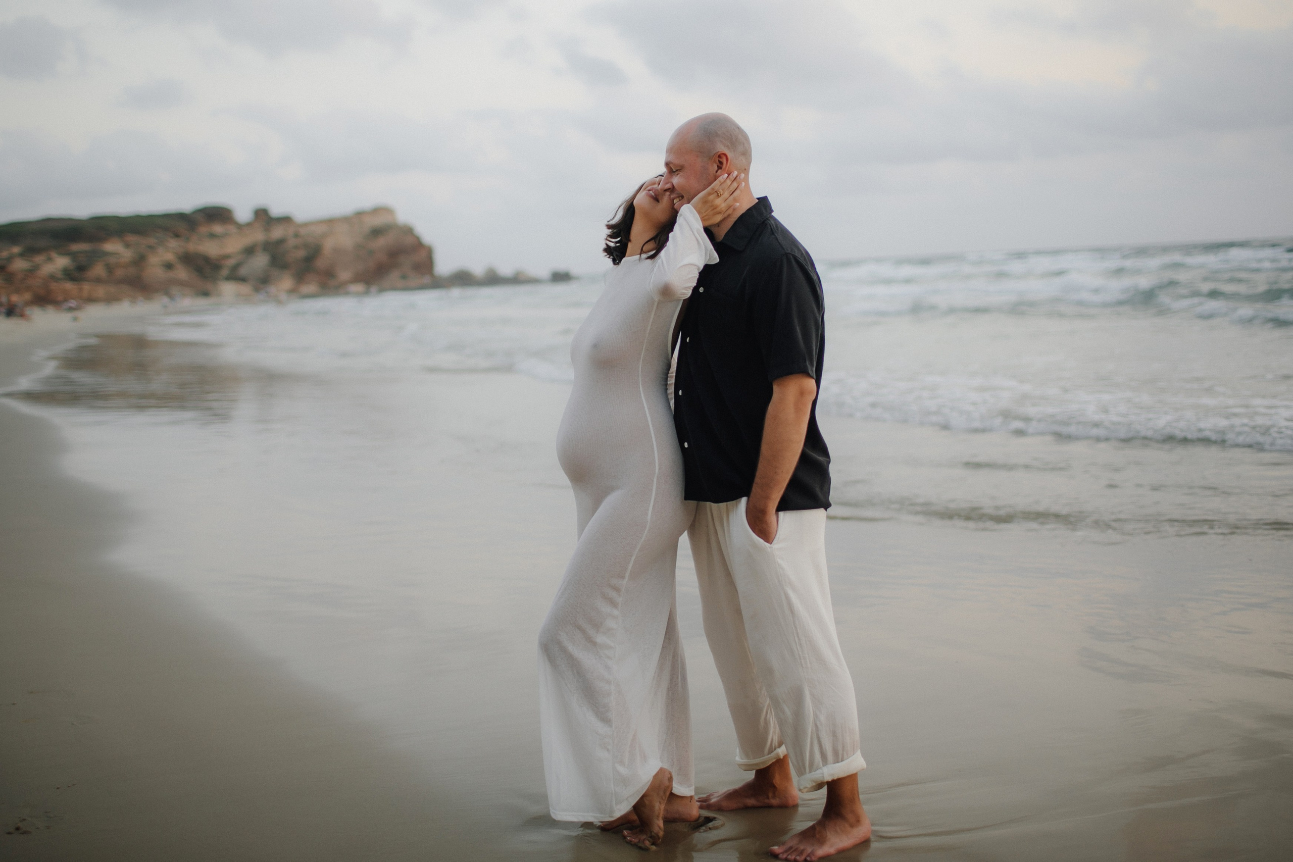 Katya & Fil Givat Olga. Family photographer in Israel