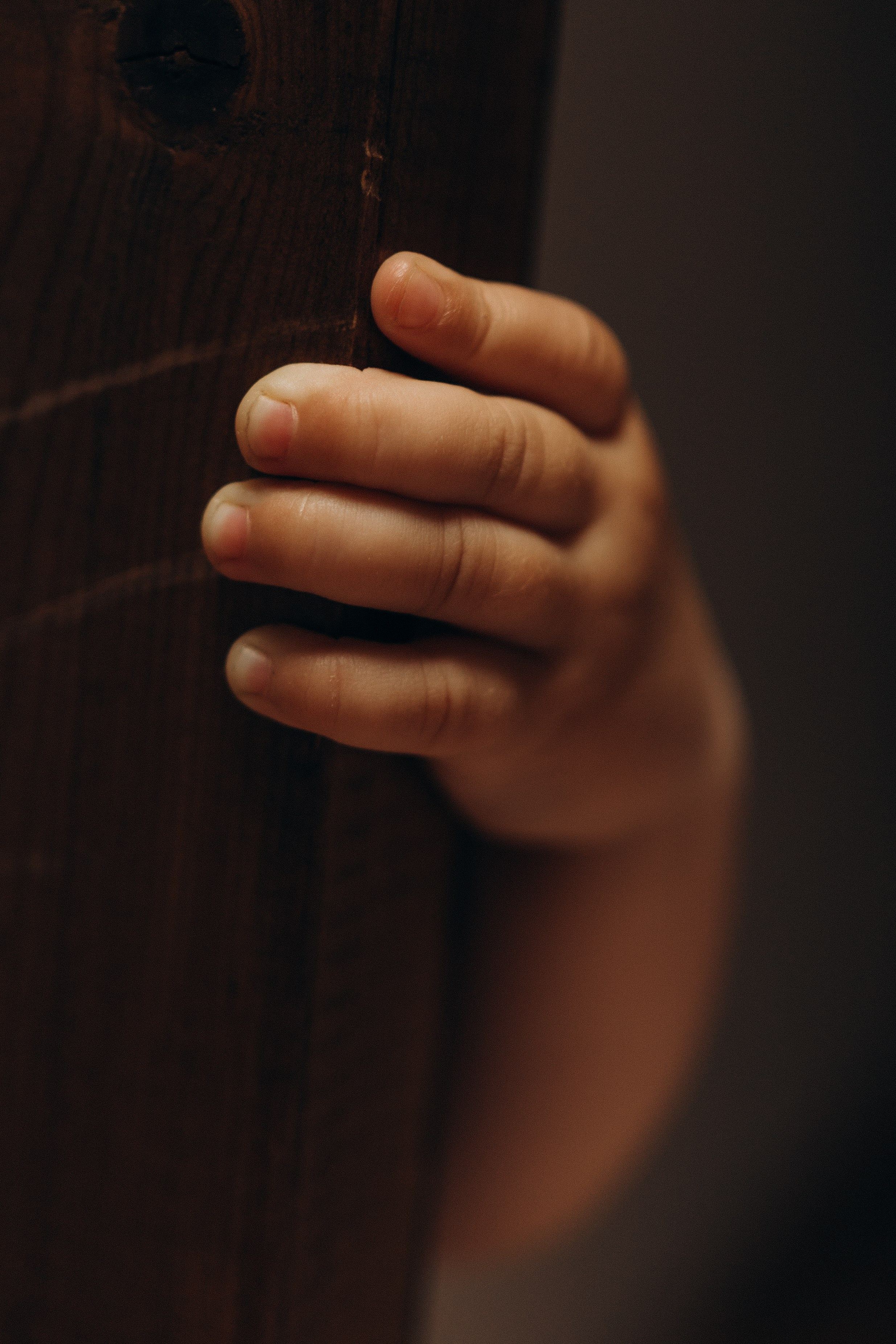 Julia & Grace. Family photographer in Helsinki, Victoria Guadagno