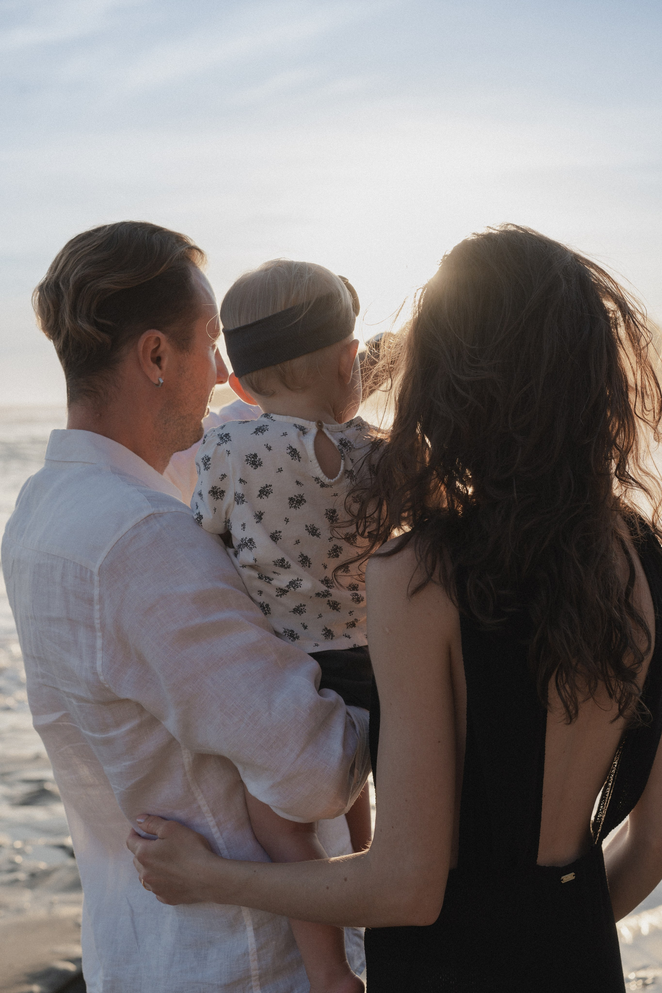Little baby girl Keira. Family beach shoot. Portrait, family, maternity & wedding photography & videography in SoCal Kseni Vibe