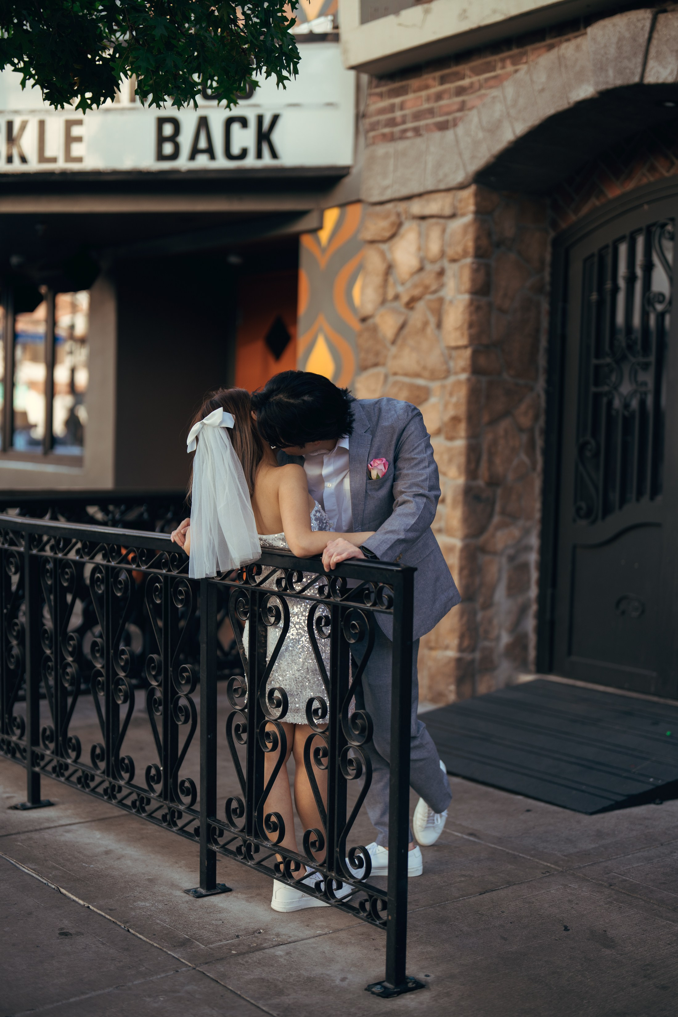 Yee Po& Jit. Wedding & elopement photographer Viktoriya Kravtsov. Las Vegas