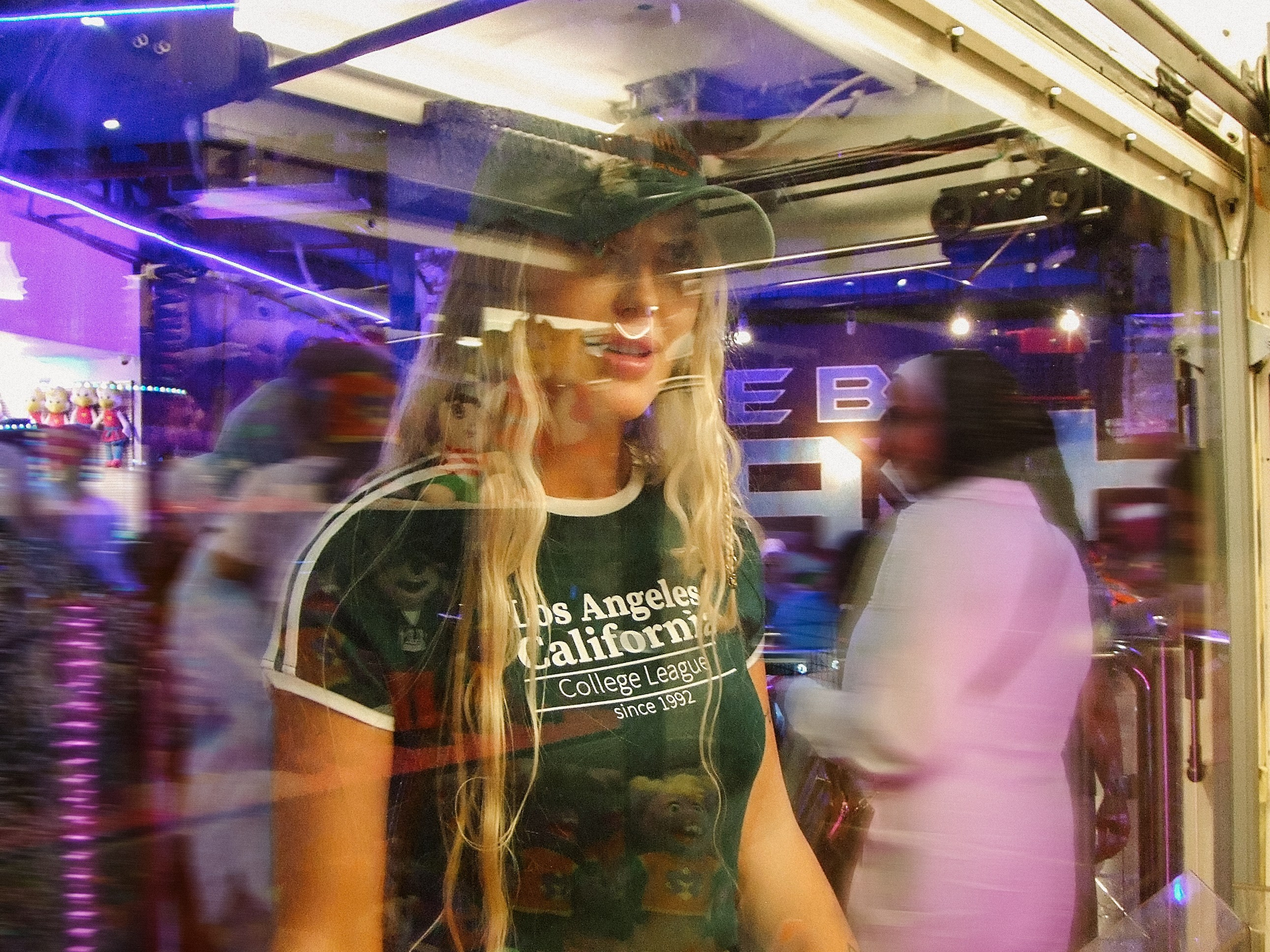 Vika — 2000s Vibe “Game Zone”. Veronika Basova | Photographer | Cinematic & Magazine | Amman, Jordan