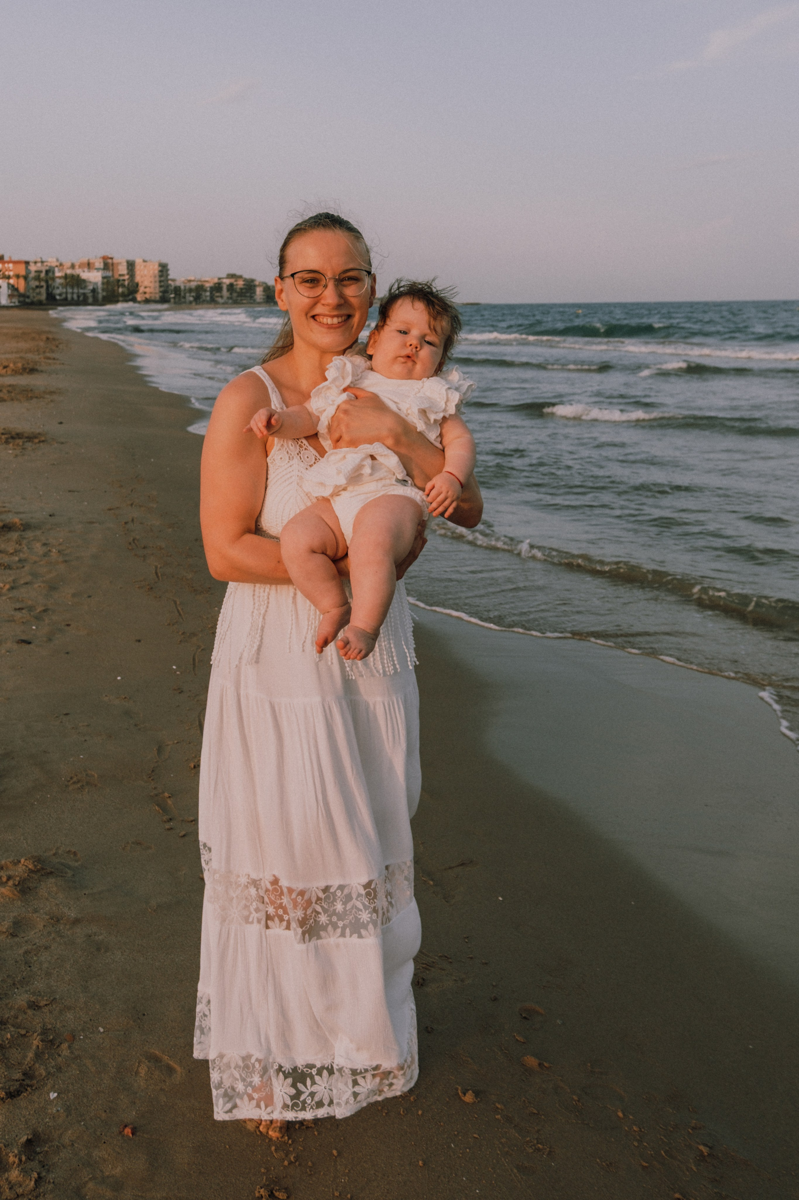 Семейная фотосессия на пляже. Профессиональная фотосъемка в Калафелле — Елена Медведева