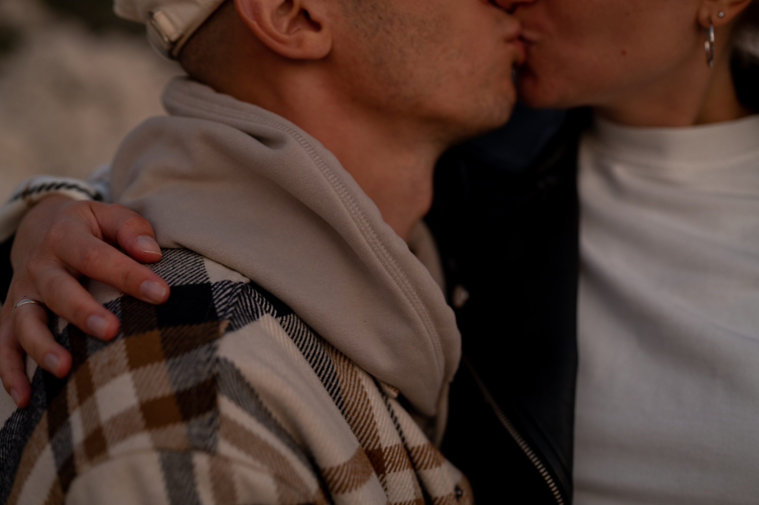 A spontaneous meeting with a couple of guys. Photographer Yulia Lushnikova, Based in Valencia