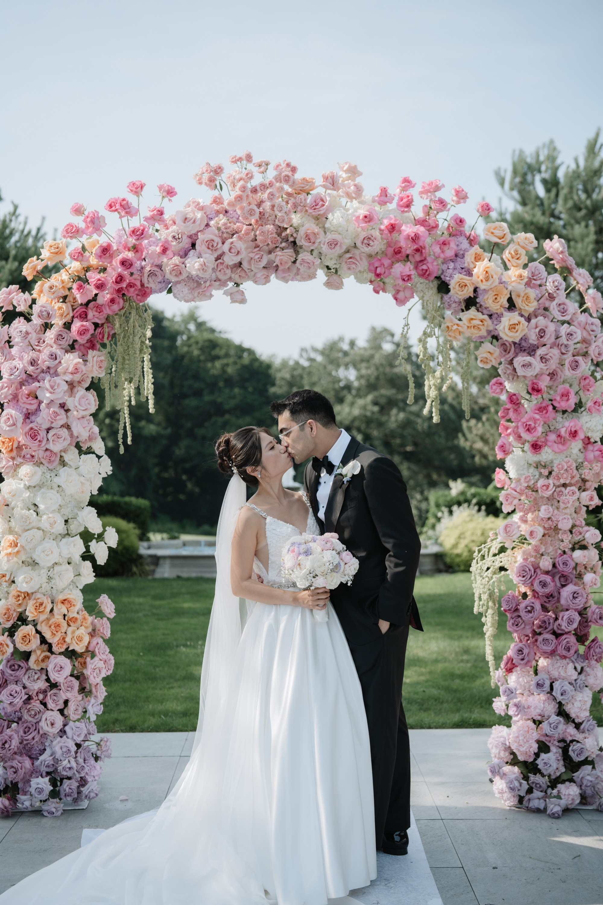 A stunning wedding with Asian style. Portrait and wedding photographer in New York