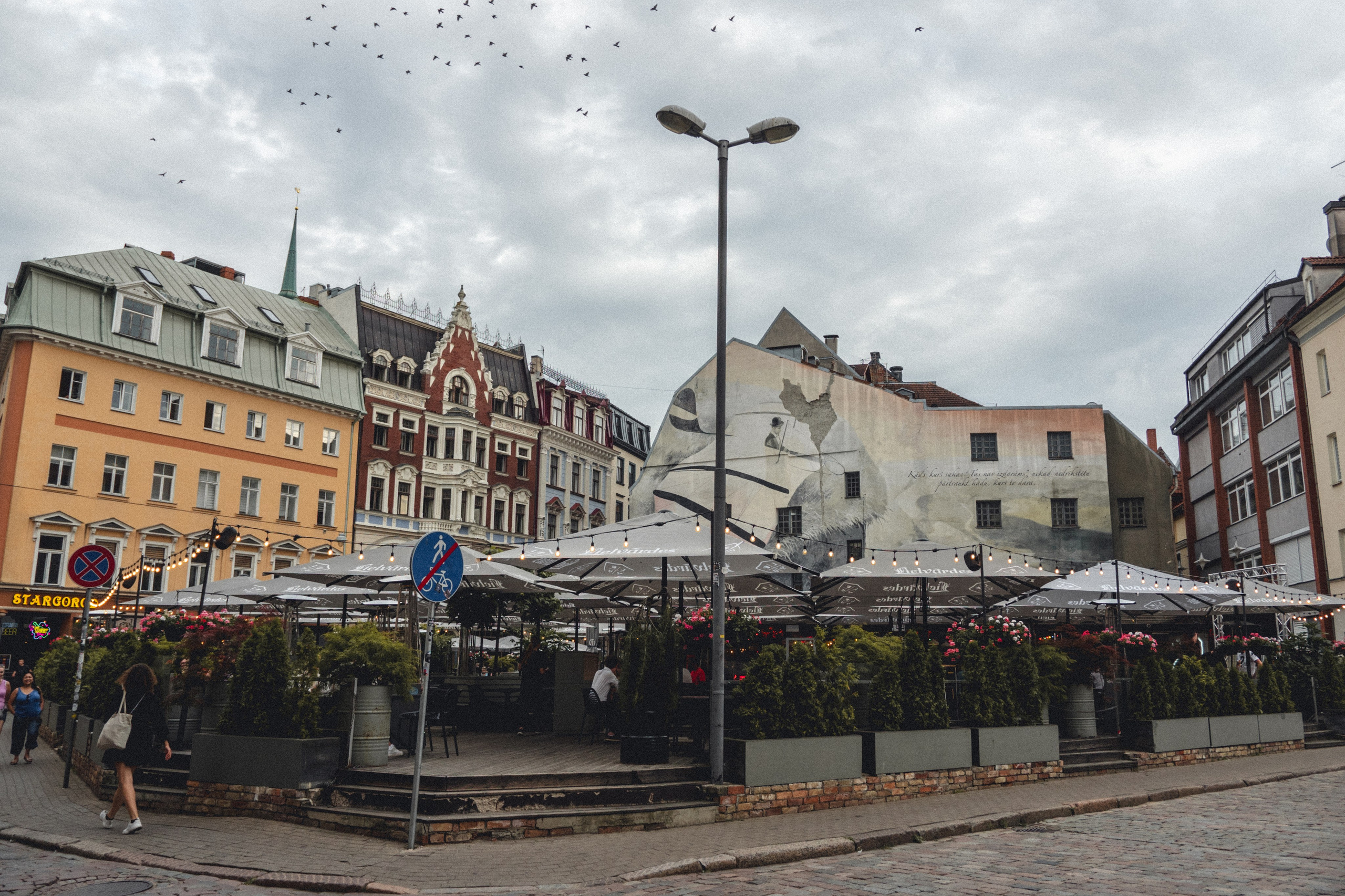 Voyage à Riga. Photographe sur Cote d’Azur. Portraits de familles, couples, enfants, événements