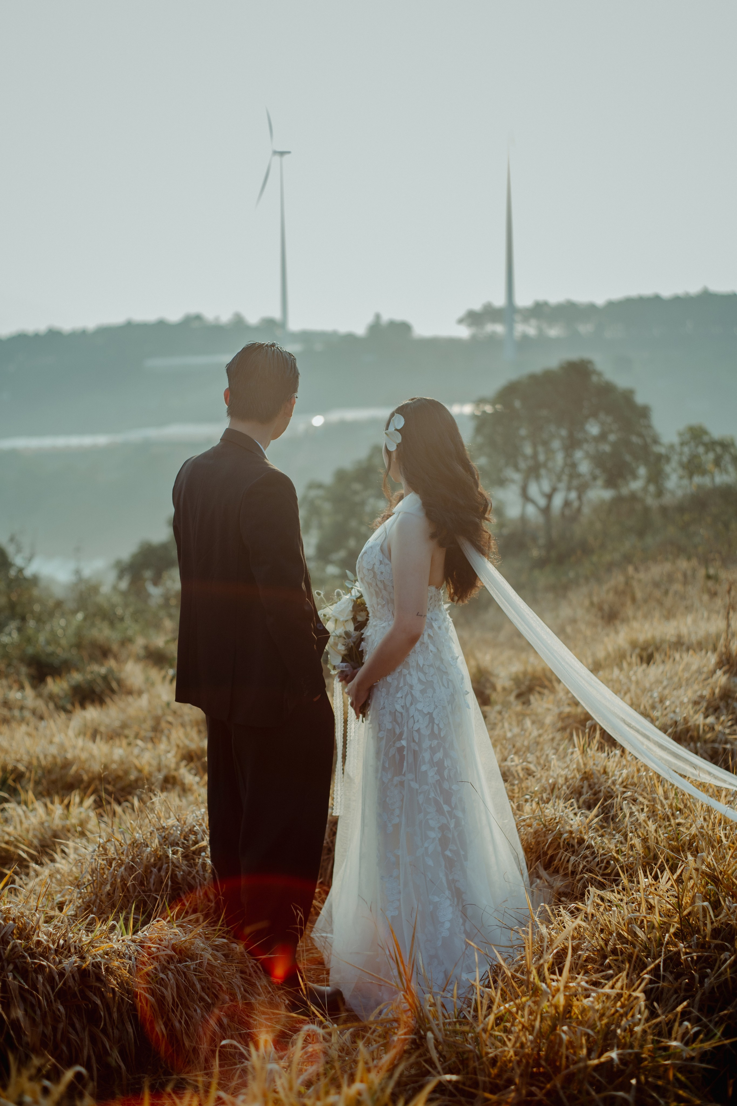 Cuong + Truc. BenColor Studio