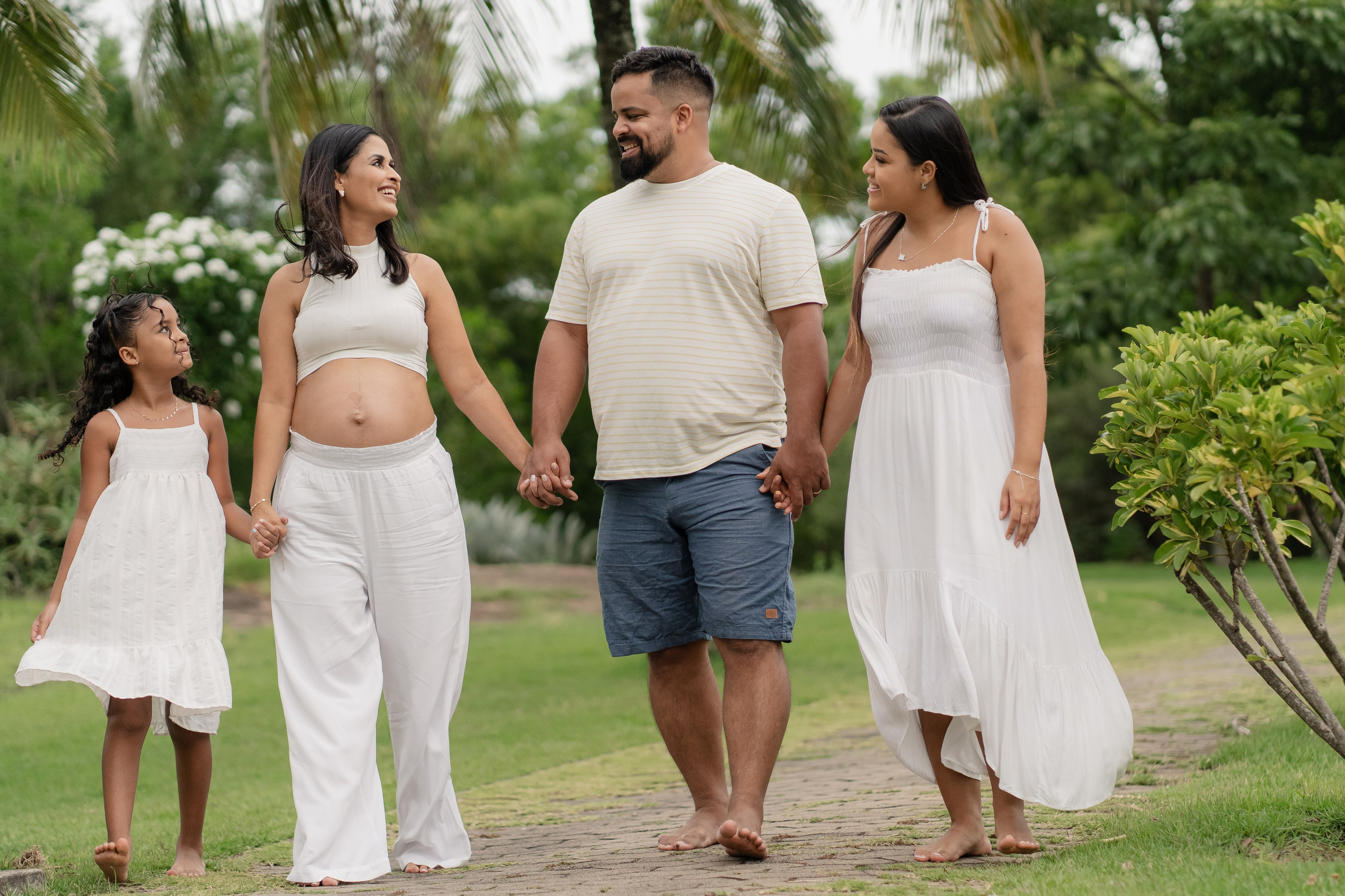 2024-12-28 | Stephanie & Família. Lembrar não é só ver. É sentir de novo