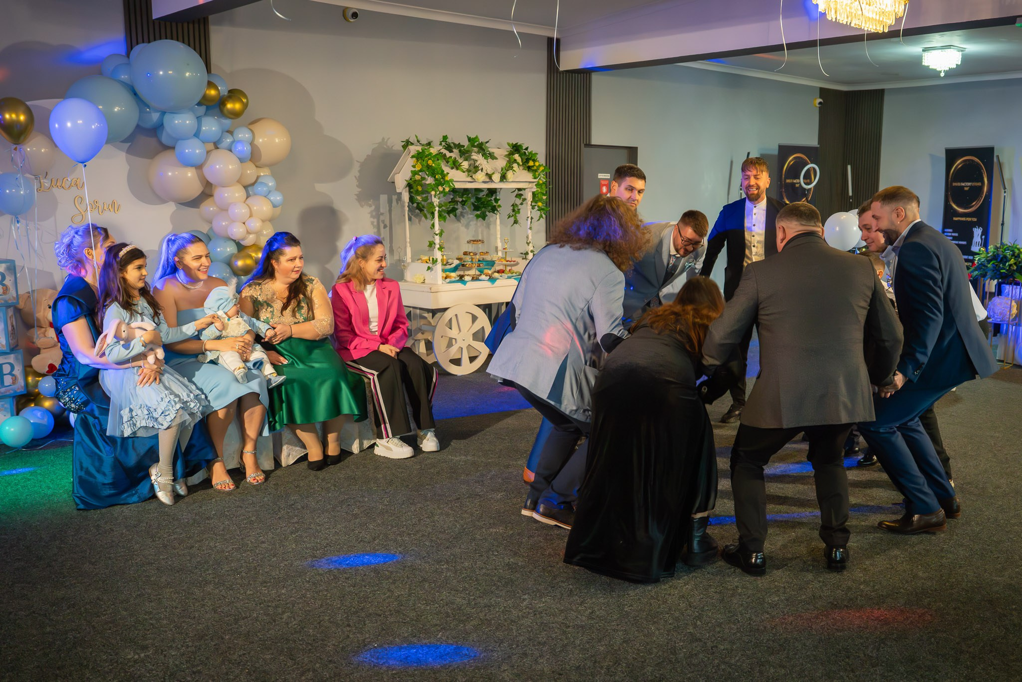 Poze Restaurant. Main