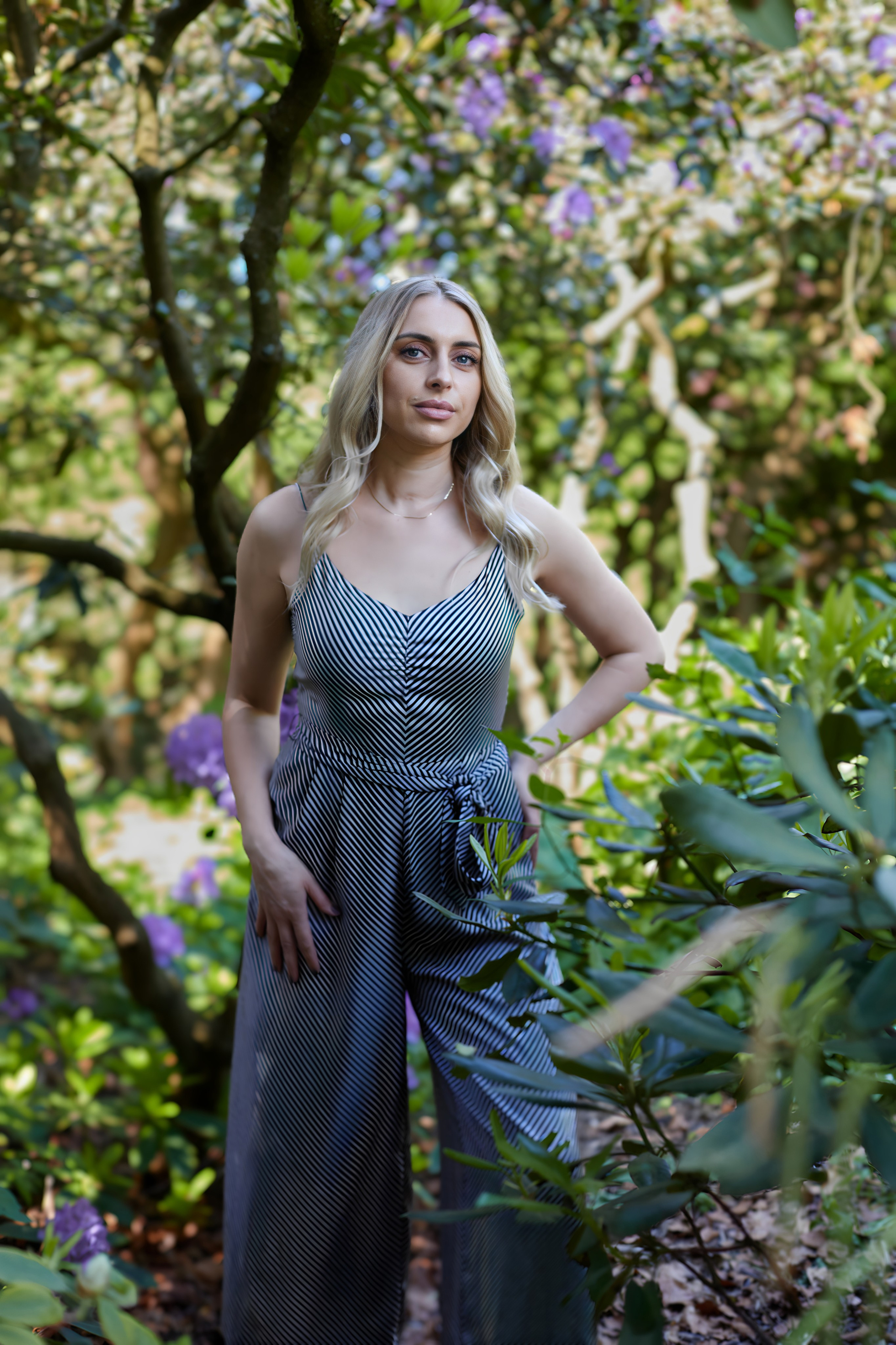 Viktorija im Garten. PHOTOgrapher Germany MARBURG