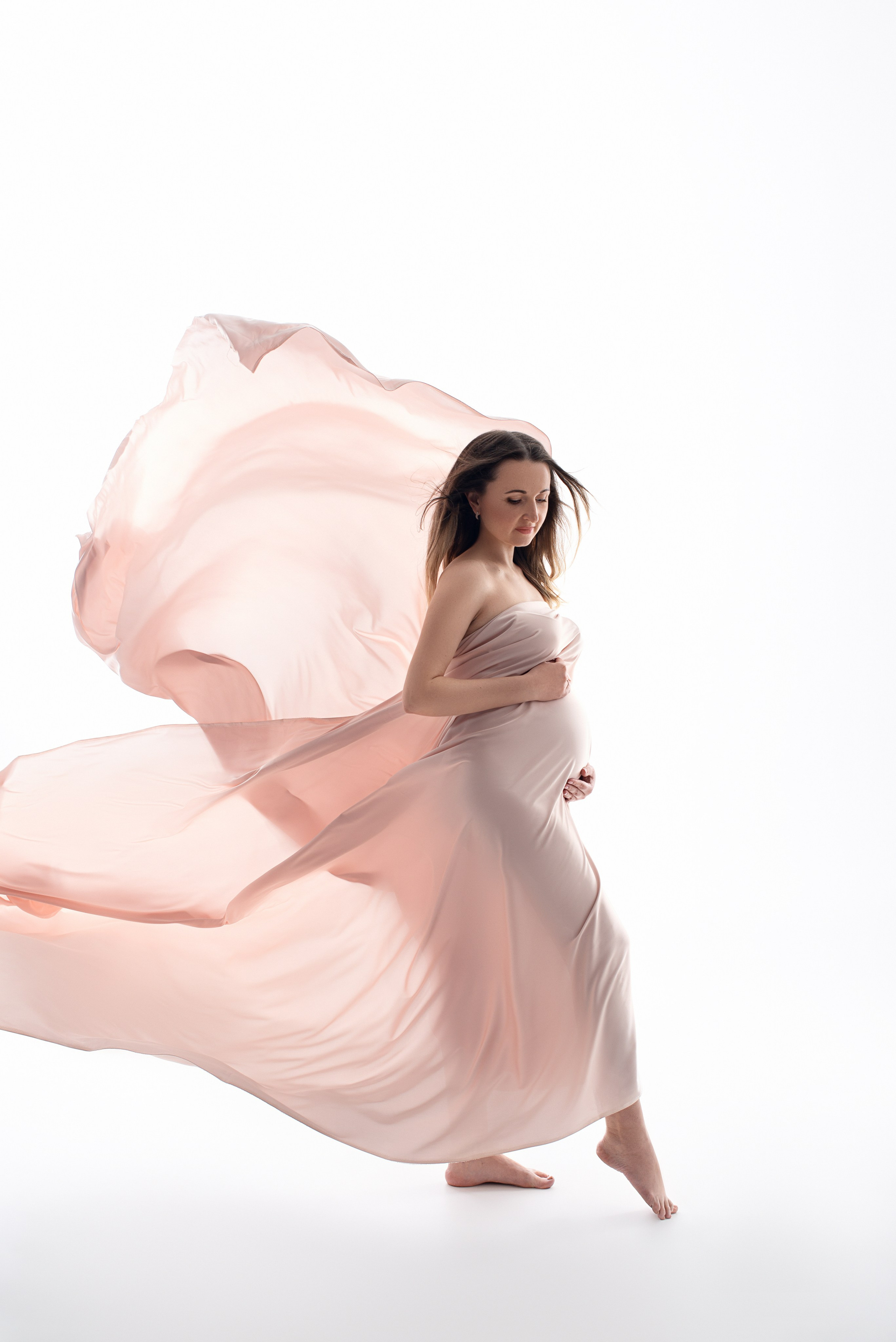 Babybauchshooting in Berlin – Elegant & Natürlich