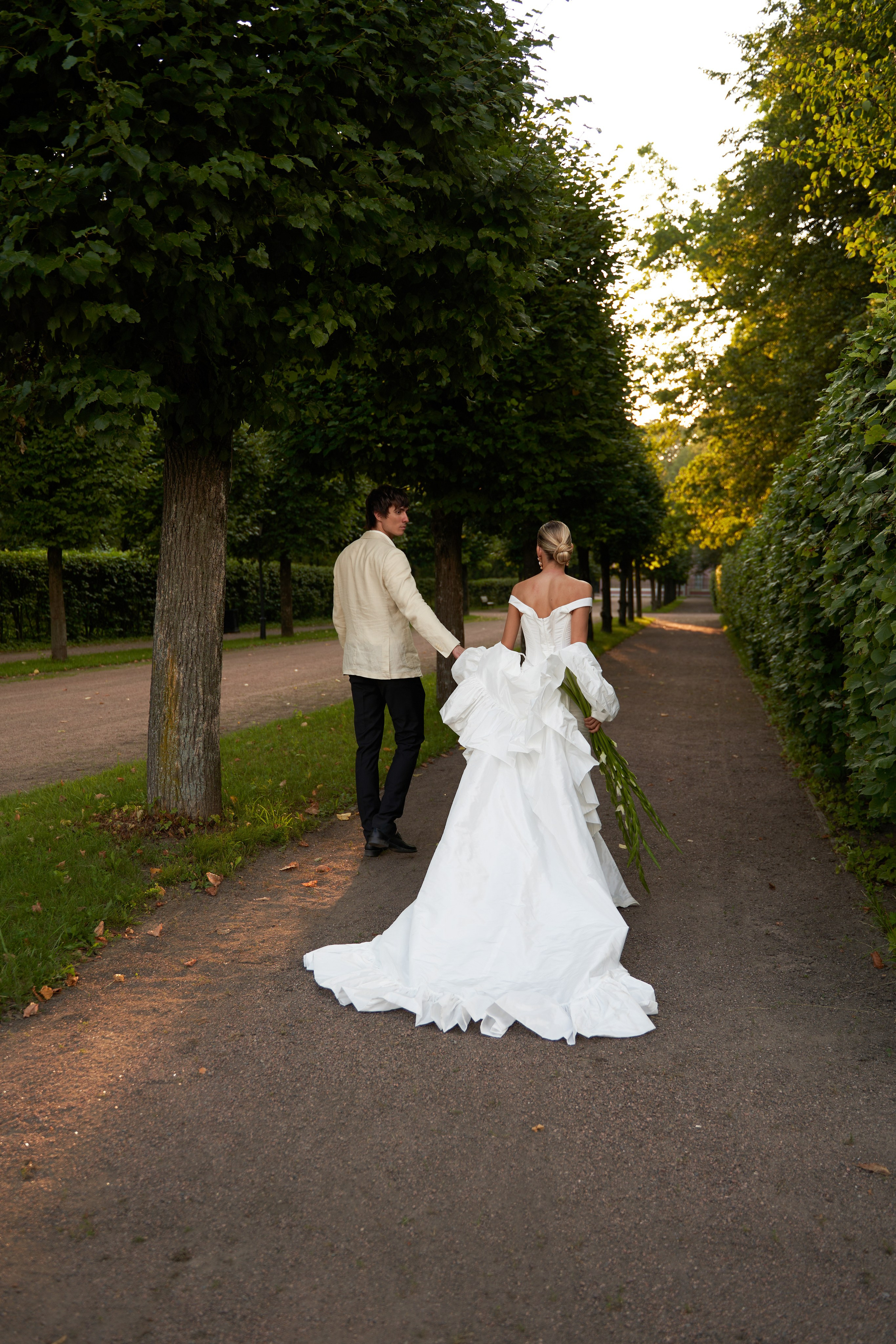 Christina & Mark. Elena Ruzgis — Editorial Wedding & Portrait Photographer