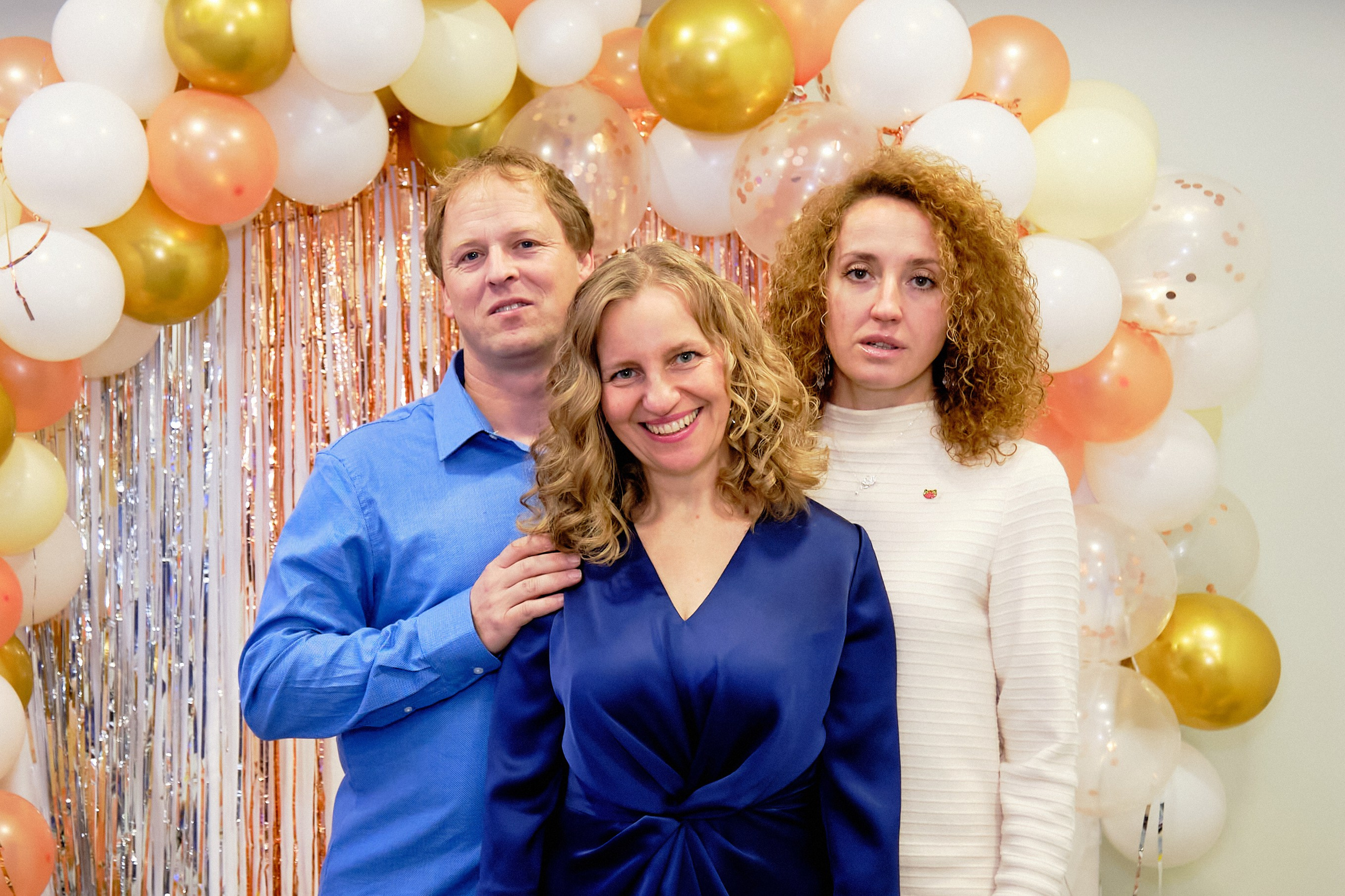 Фоторепортаж з благодійного Новорічного балу у Чорногорії. Портретний фотограф Альона Новгородцева