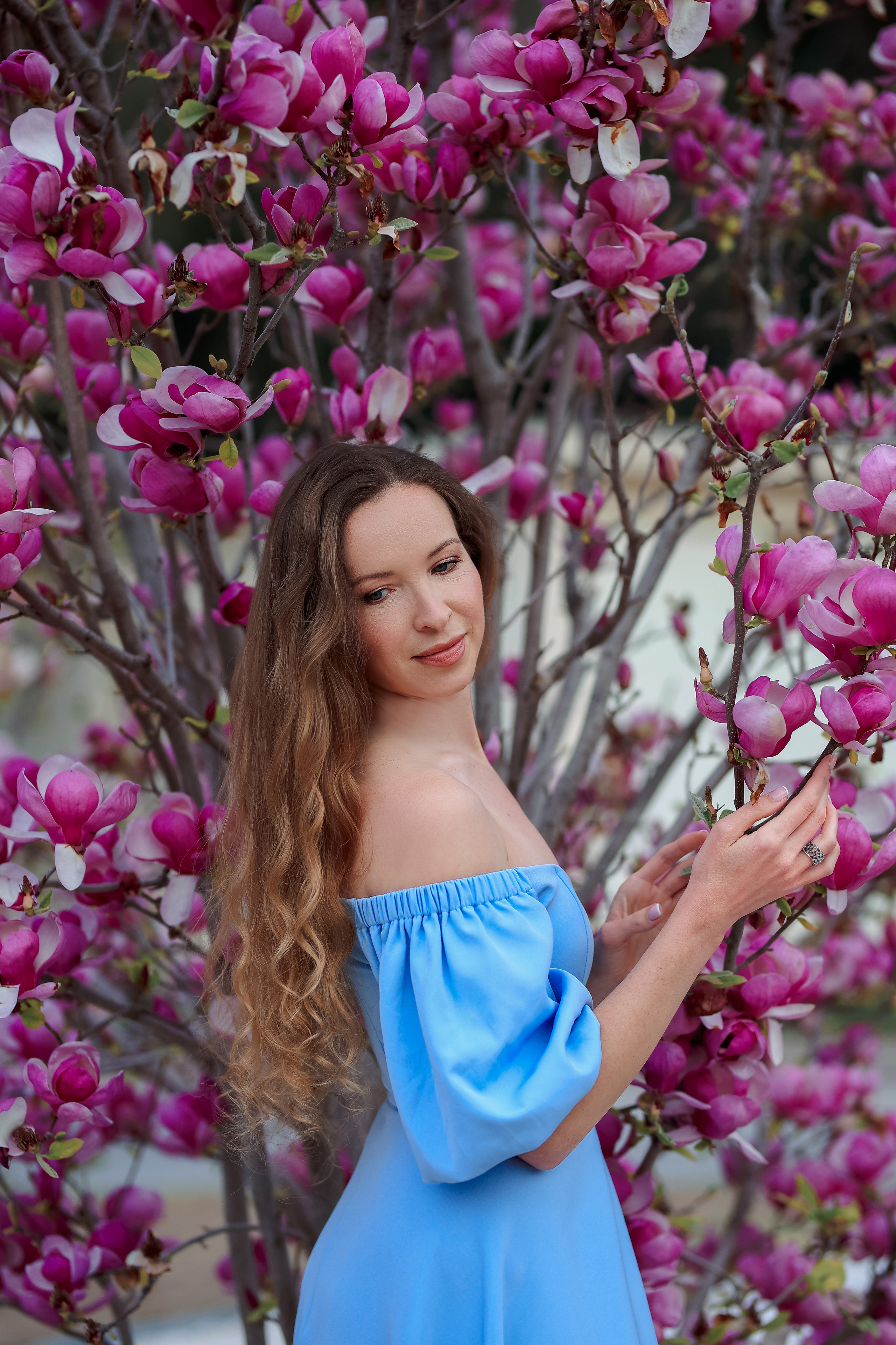 Photoshooting in magnolia. Photographer in Turkey, Antalya, Kemer, Belek, Side, Kas, Fethiye