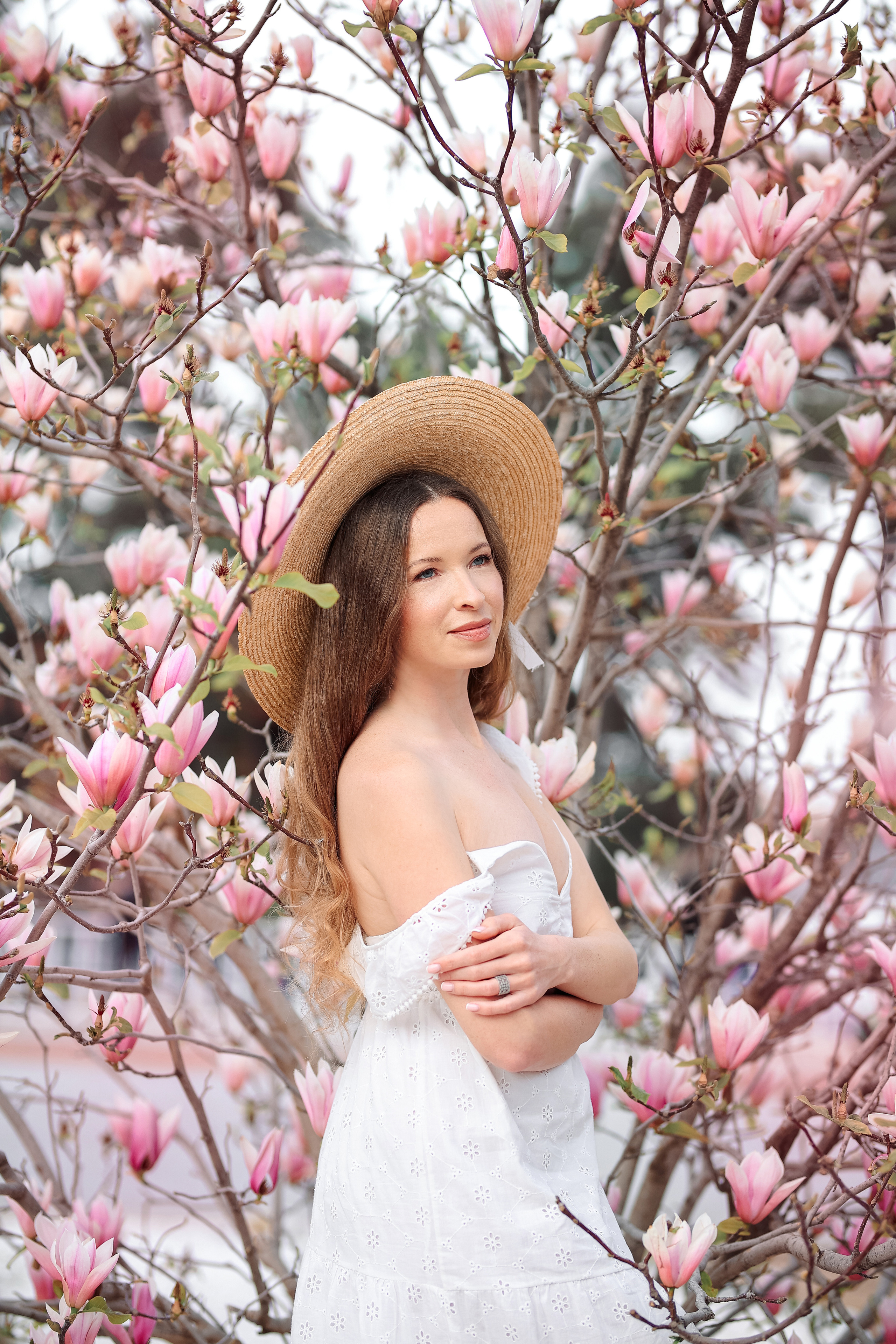 Photoshooting in magnolia. Photographer in Turkey, Antalya, Kemer, Belek, Side, Kas, Fethiye