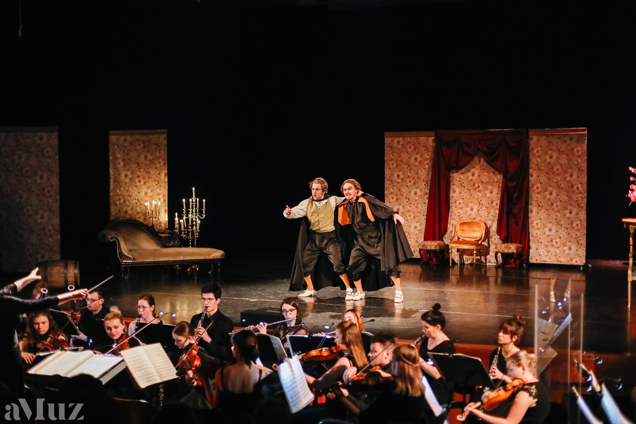 Opera Łąkowa. Fotograf Ślubny Warszawa - Sesje Biznesowe Rodzinne Eventy