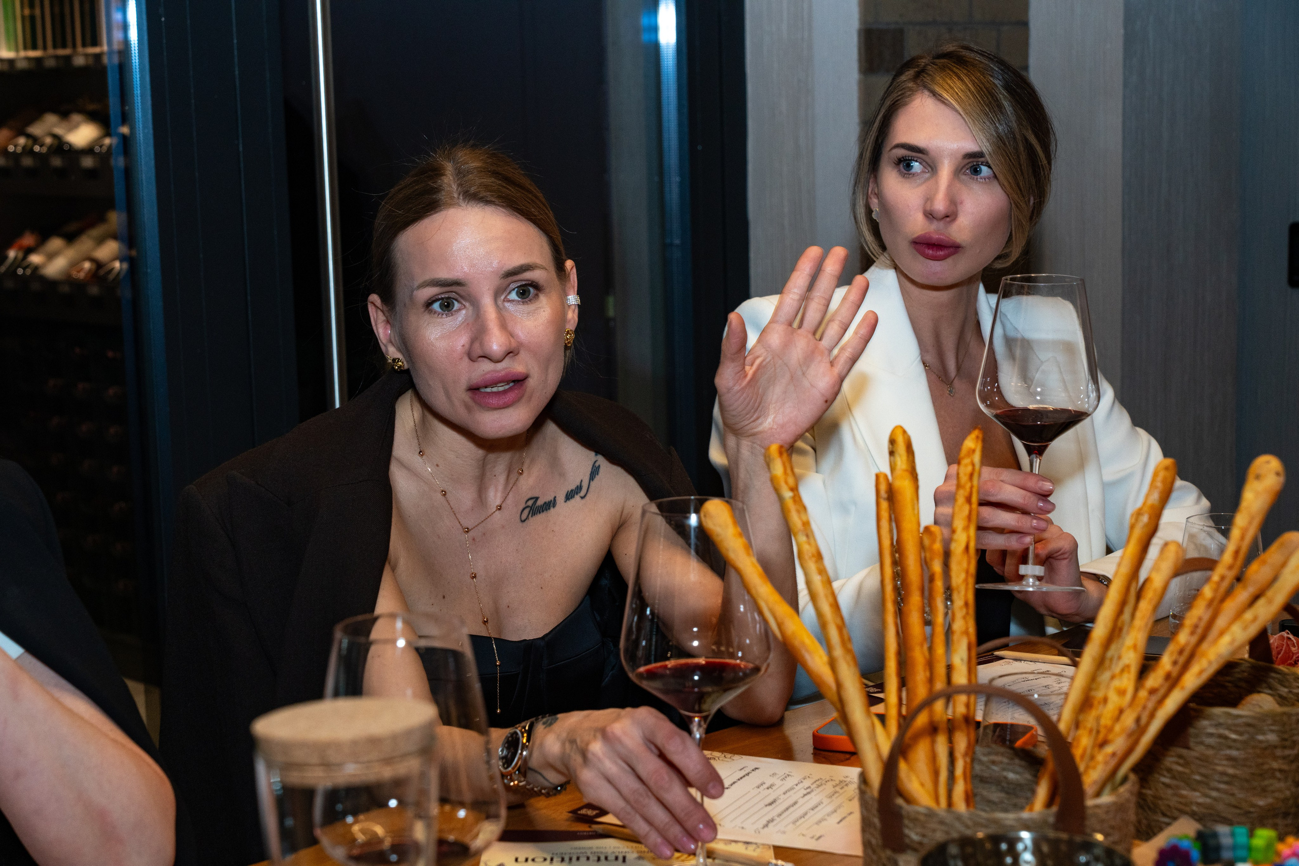 Фоторепортаж с винной дегустации в Софии | Wine Intuition. Portrait & Boudoir Photographer in Sofia | Taymuraz Gumerov