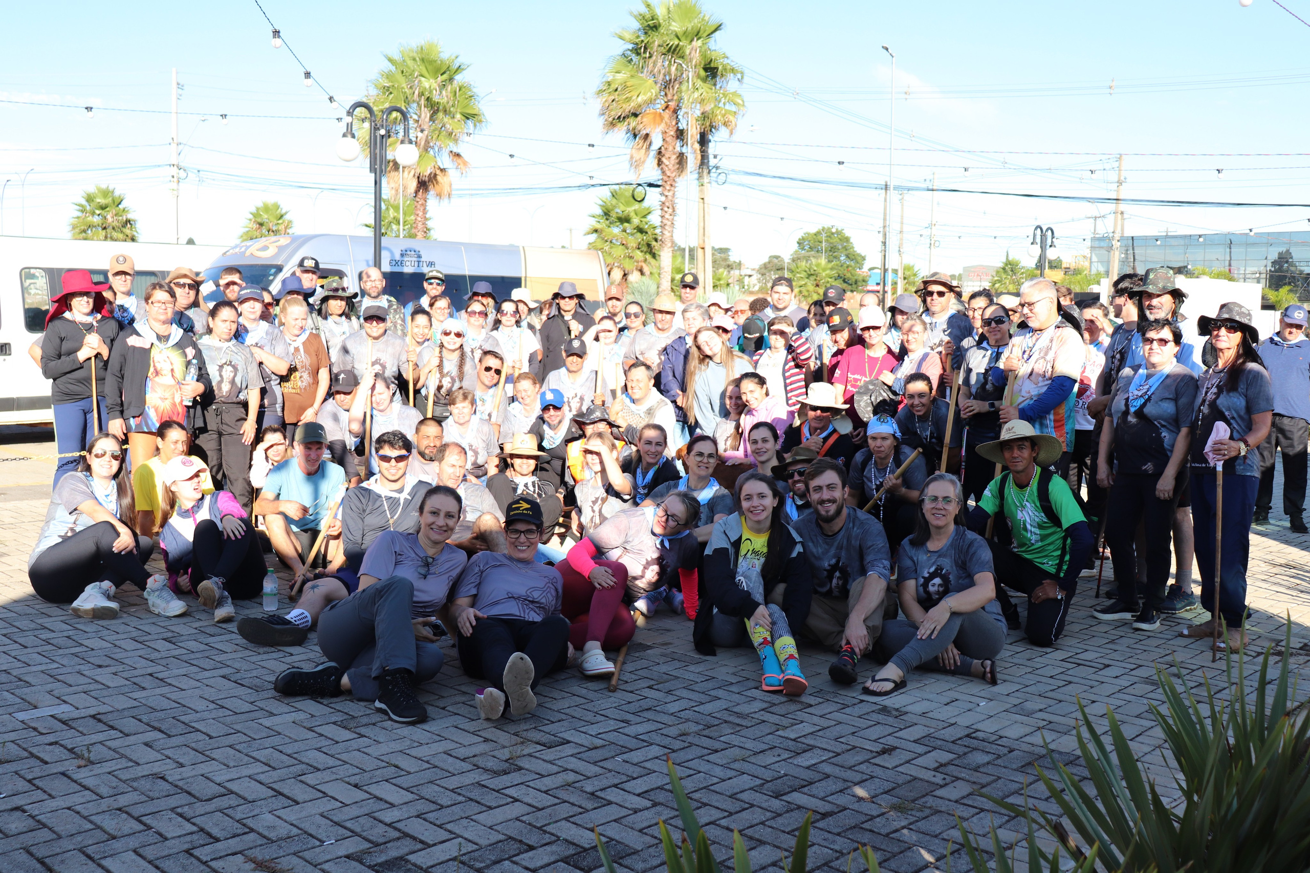 Peregrinação Nossa Senhora de Belém. Handa Produções