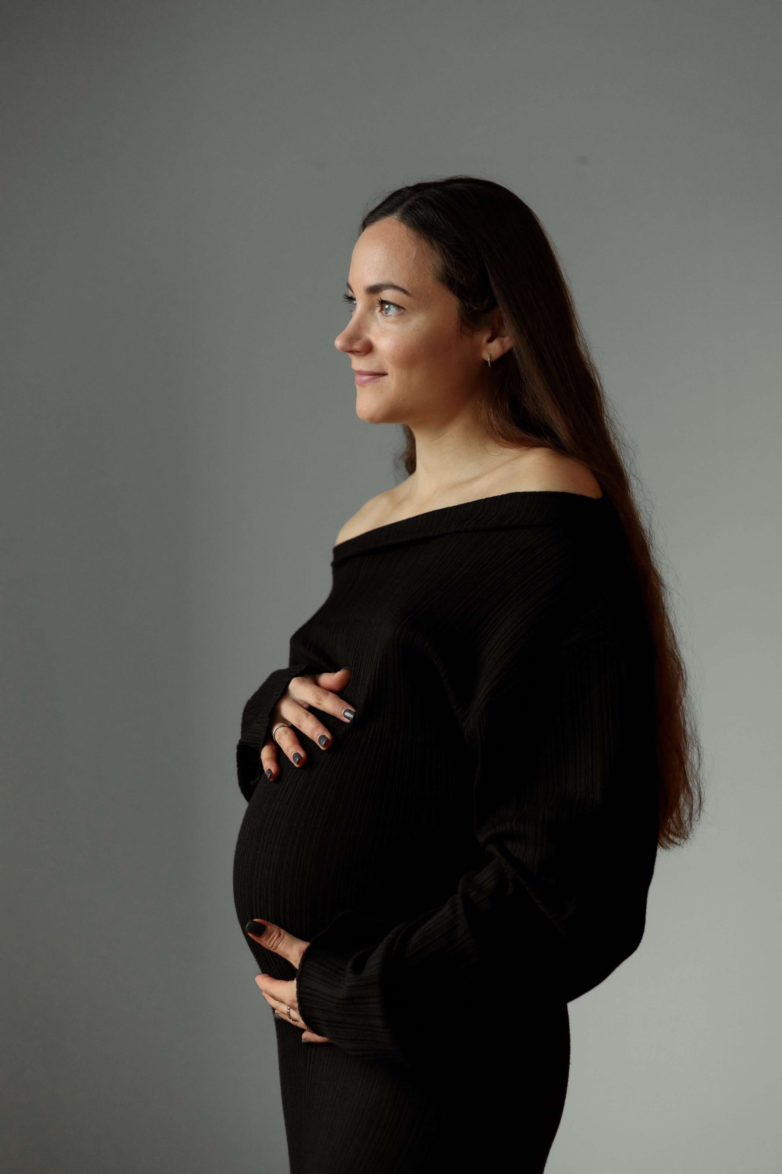 Pregnancy shooting at home. Elena Gorobets. Photographer in Zagreb