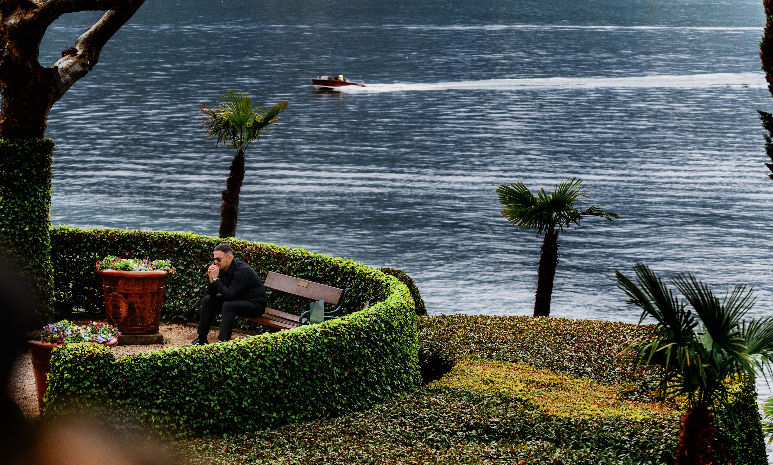 Como Evghenii. Wedding photographer from Moldova Alexey Chipchiu