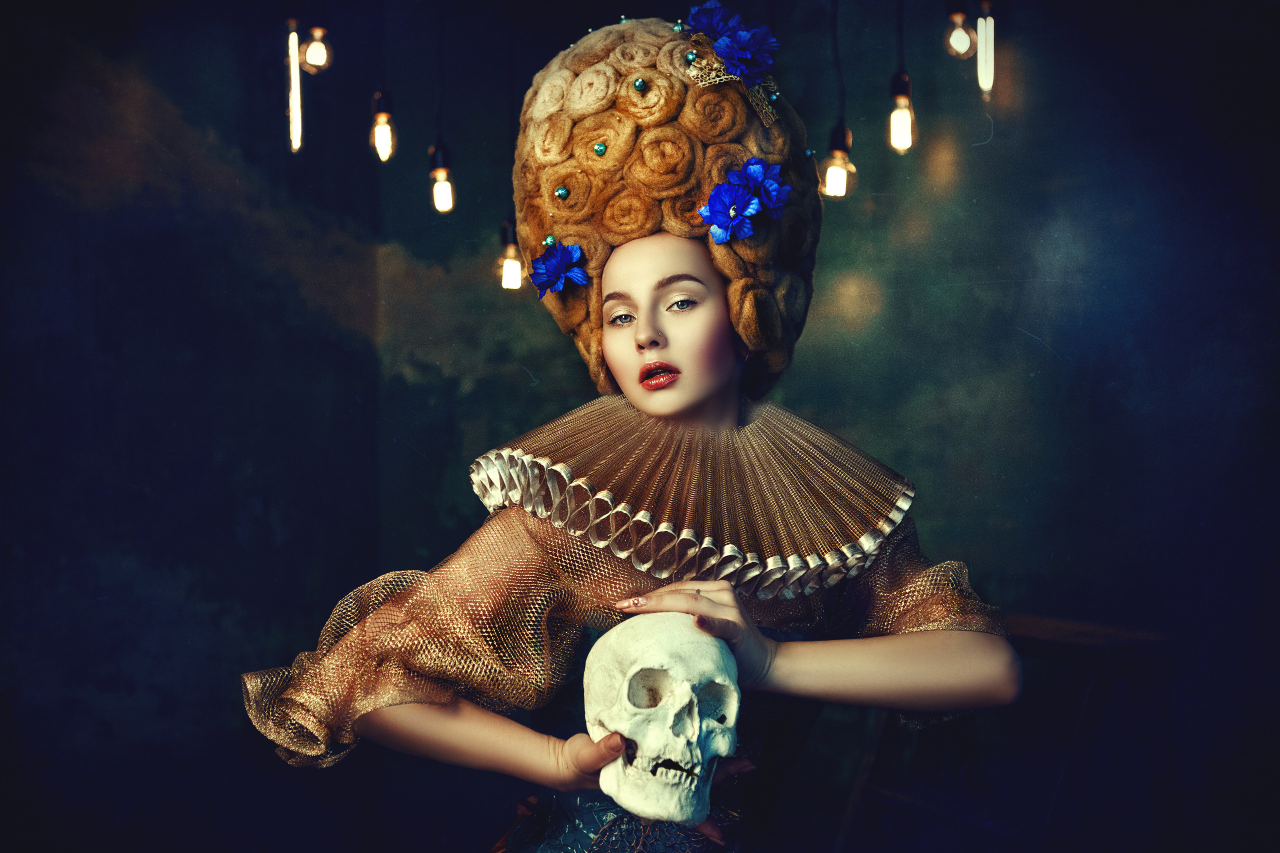 Ms. Hamlet. Fine Art & Portrait Photographer in Warsaw | Katerina Klio