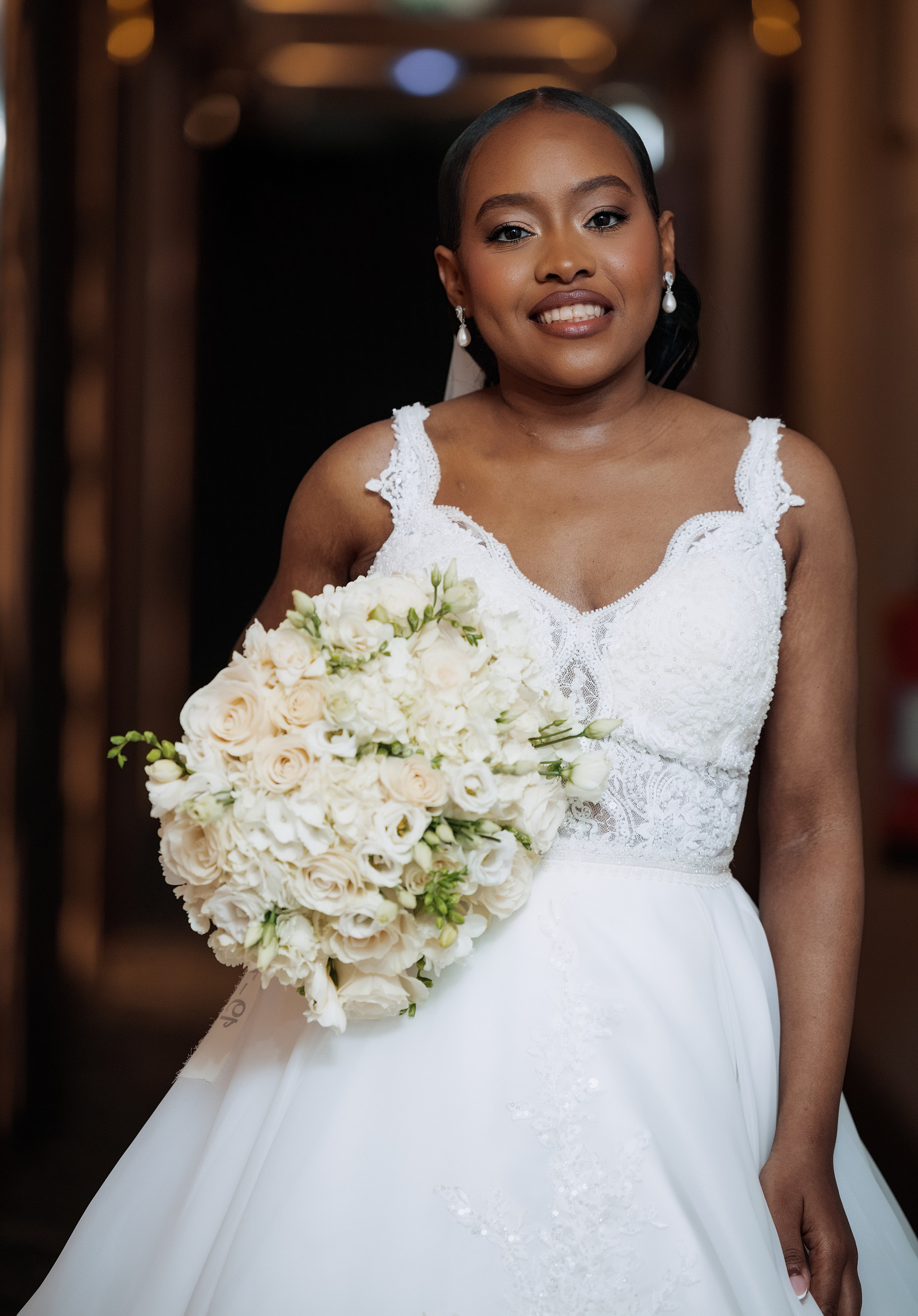 Nawik e Ethson. Fazemos o seu casamento ser lembrado por gerações