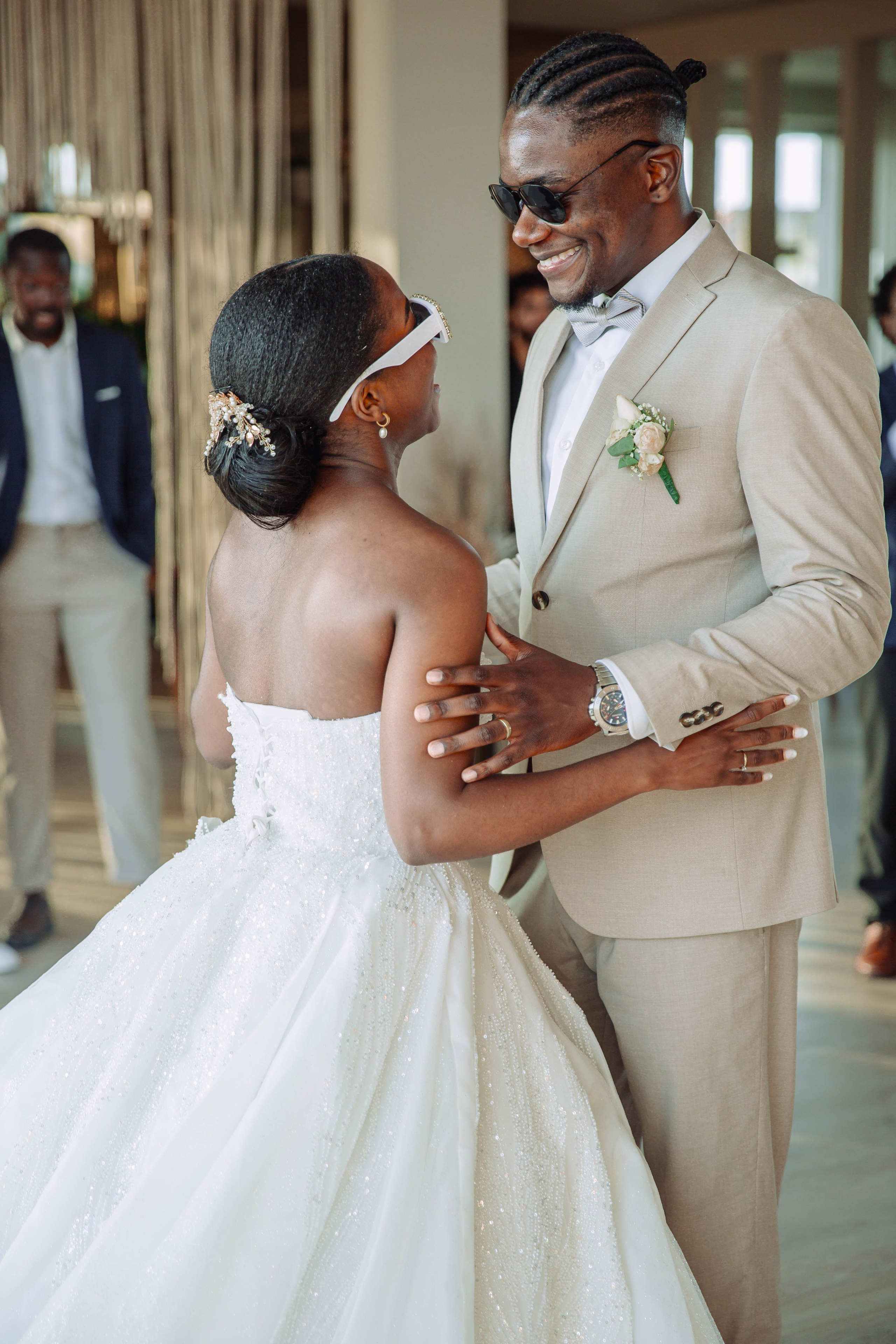 Kuselia & Kaleb. Fazemos o seu casamento ser lembrado por gerações