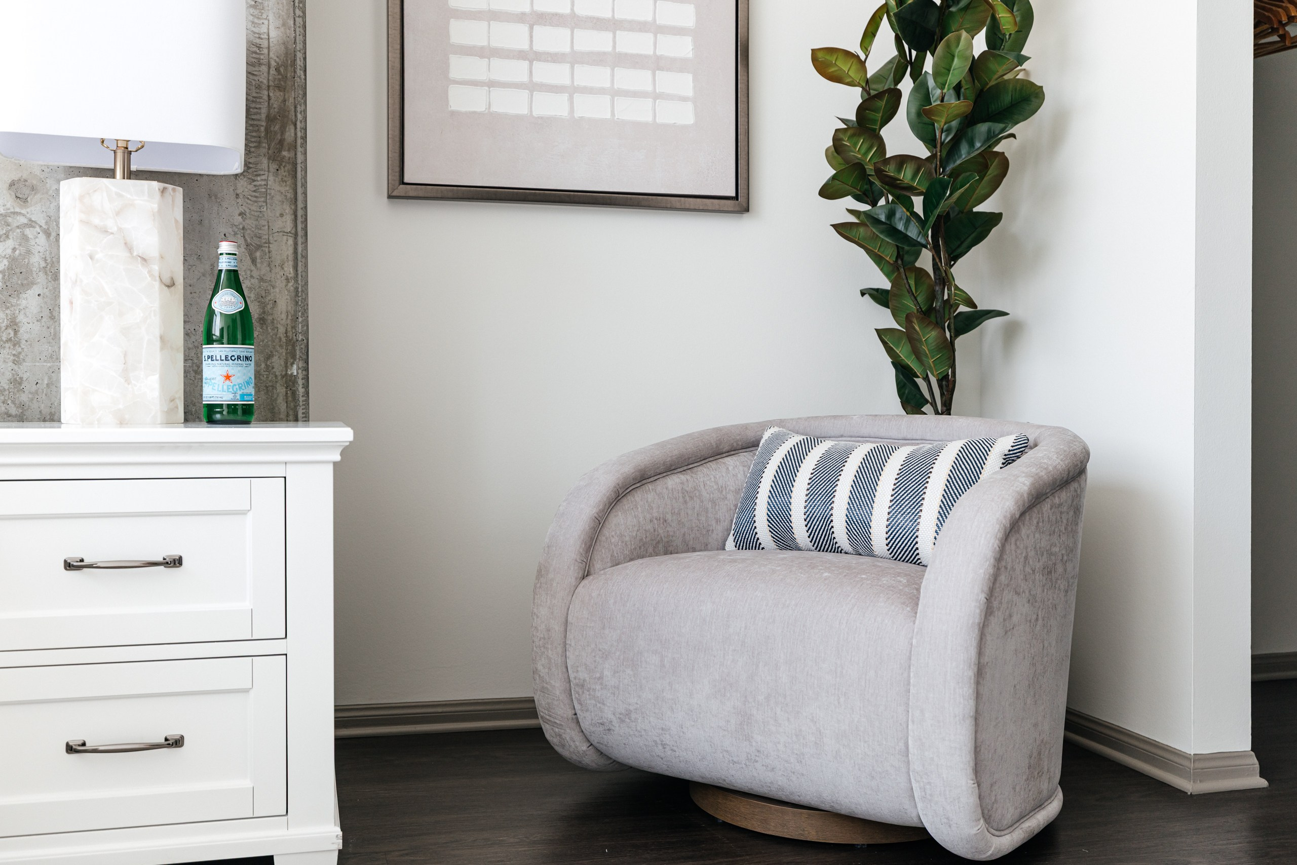 Flippant Apartments. Photographer Andrei White