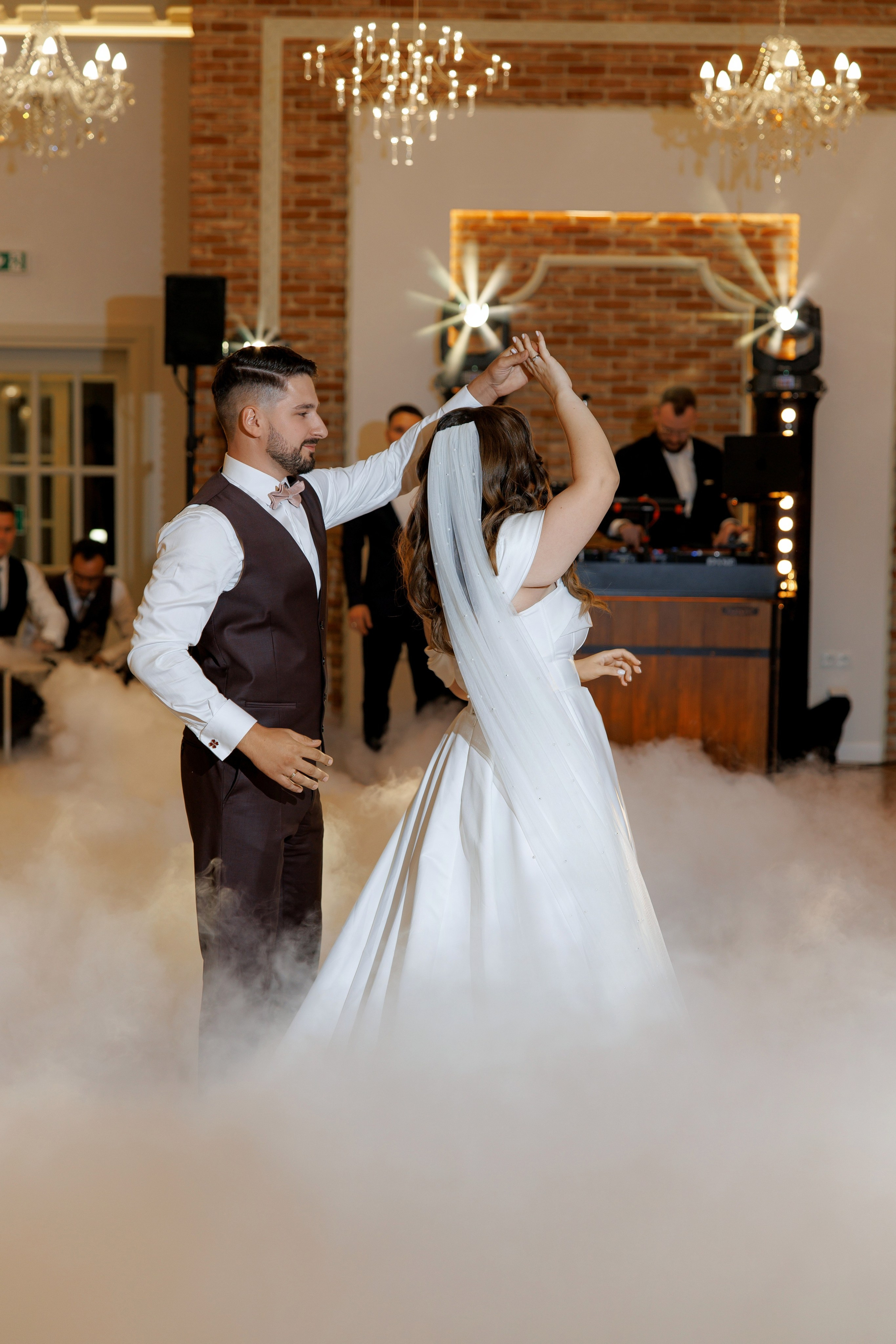 Olga & Dariusz. Fotograf ślubny i rodzinny w Krakowie Yana Klymova