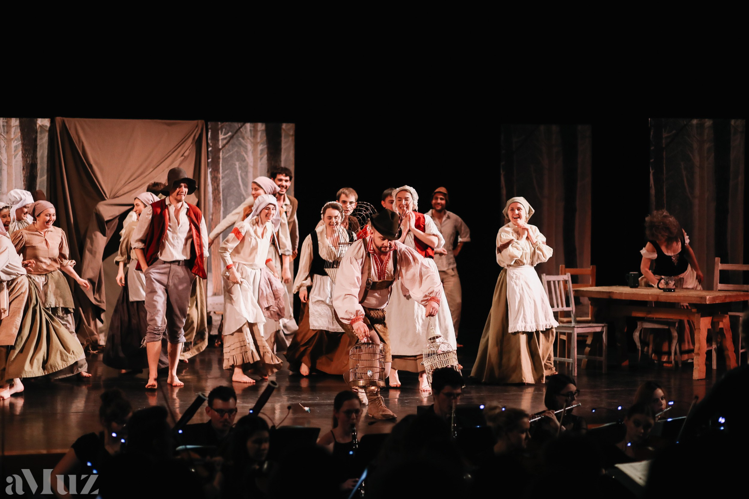 Opera Łąkowa. Fotograf Ślubny Warszawa - Sesje Biznesowe Rodzinne Eventy