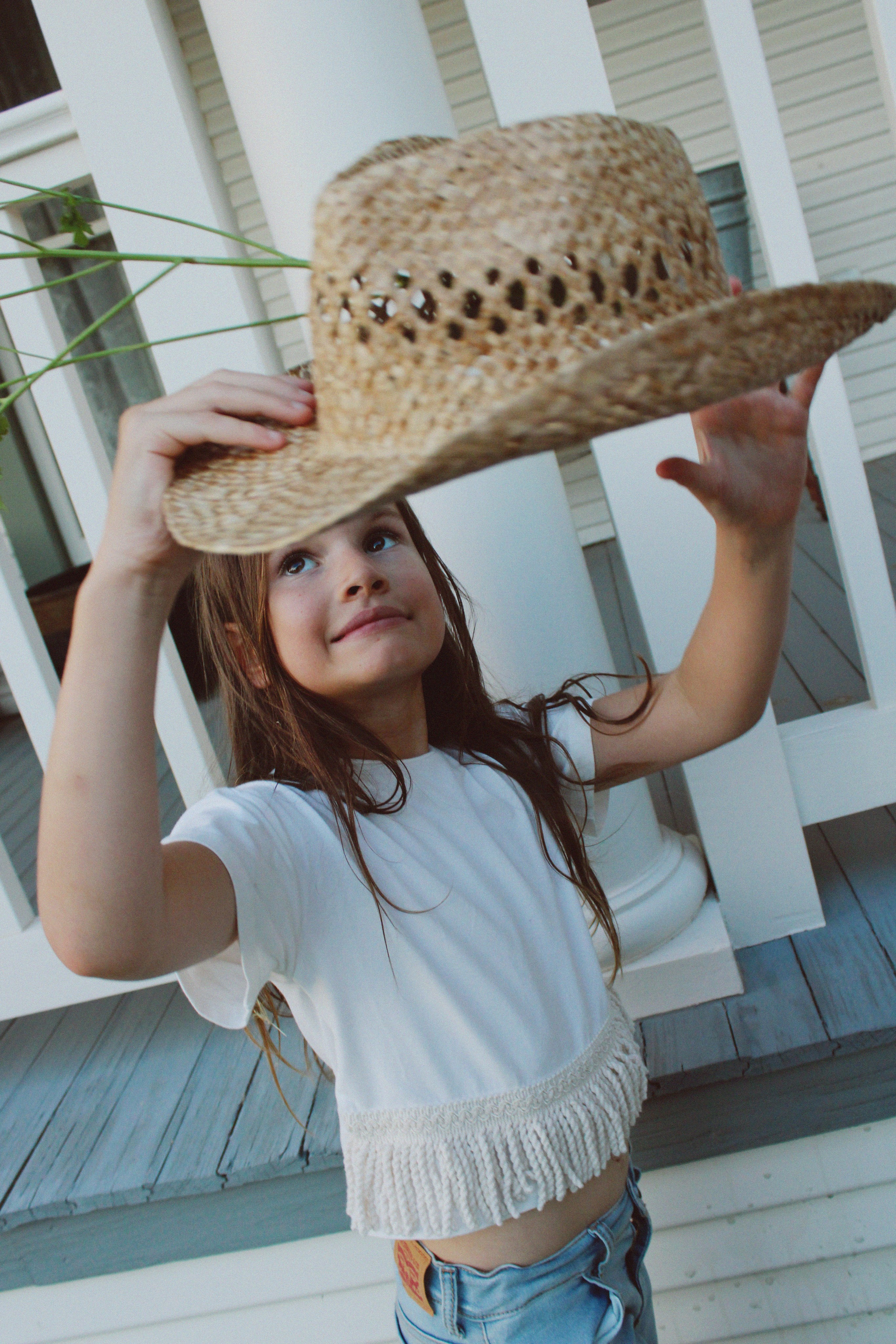 Texas Countryside Family Photoshoot in Cowboy Style. Lana Petrychenko — Portrait & Family Photographer. Valencia, Spain