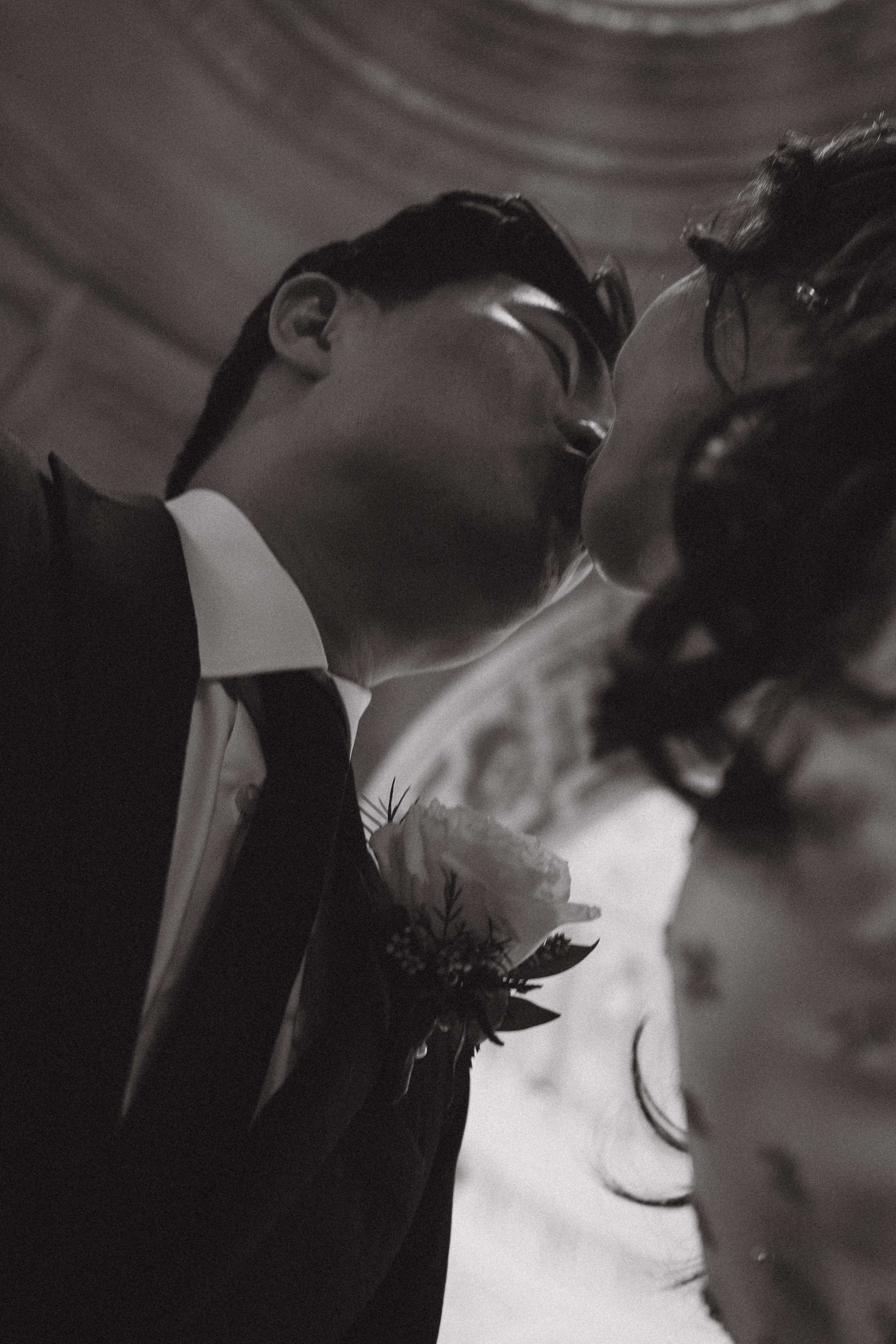 Elopement | City Hall. Sacramento & Bay Area Candid Photographer | photography_of.nadia