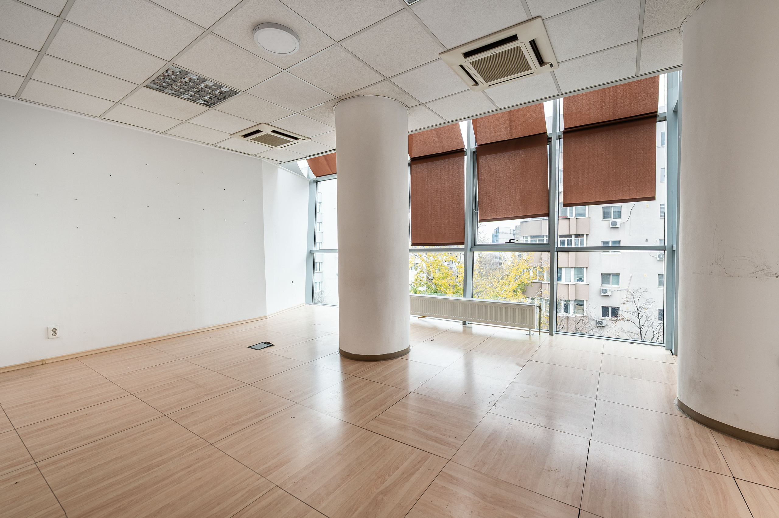 Clădire Birouri. Andrei Samuel – Fotograf București | Evenimente, Studio, Imobiliare, Produs